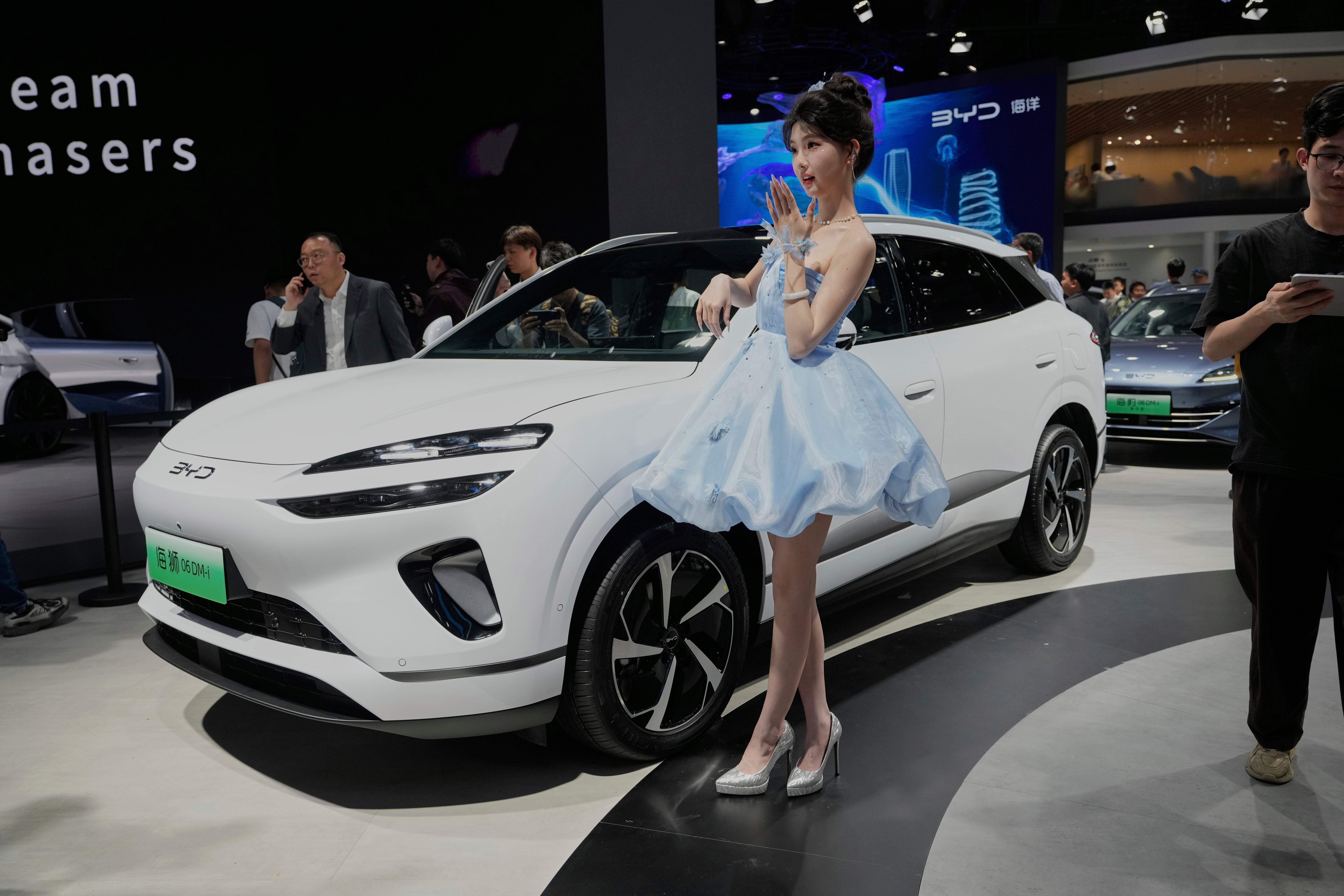 The new Sea Lion 06 DM-i model from BYD at the Shanghai auto show