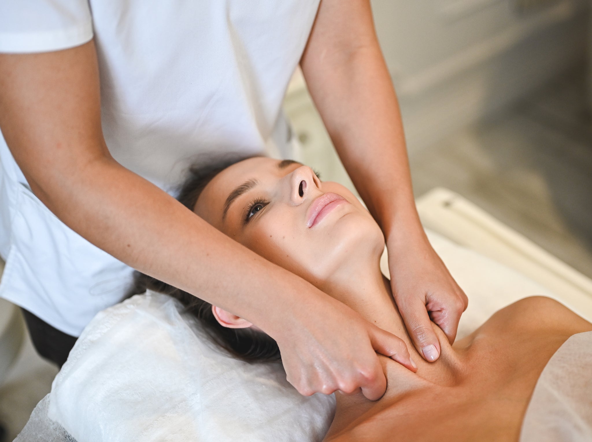 From massage and muscle manipulation to somatic exercises, I trialled multiple treatments