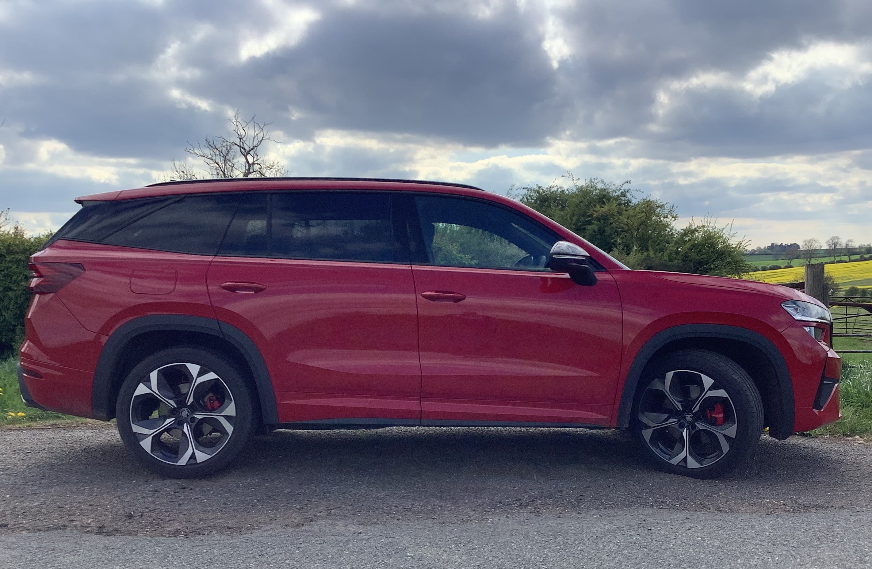 The saving grace here is that the Kodiaq’s bite is as good as its bark
