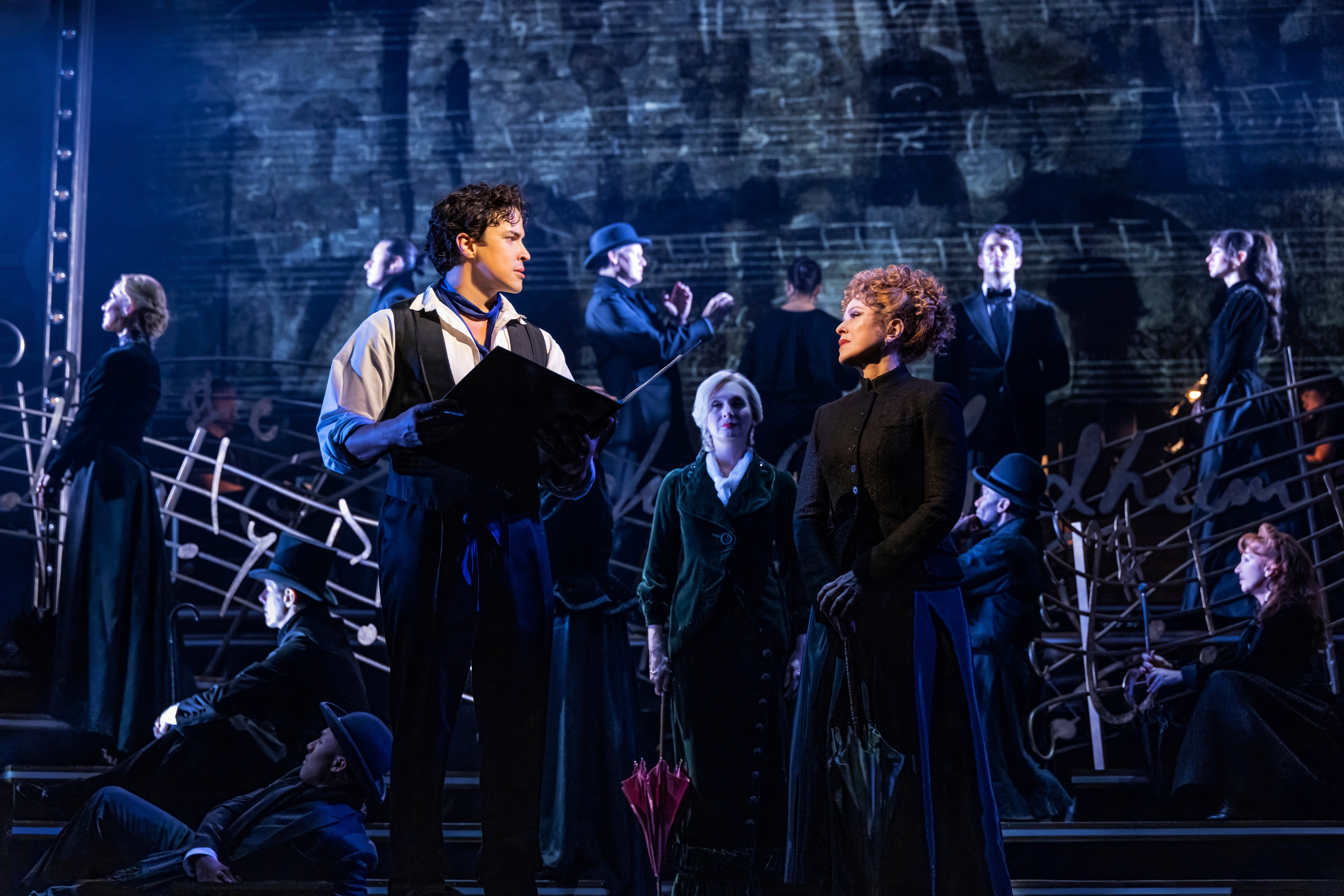 Theater-Cameron Mackintosh