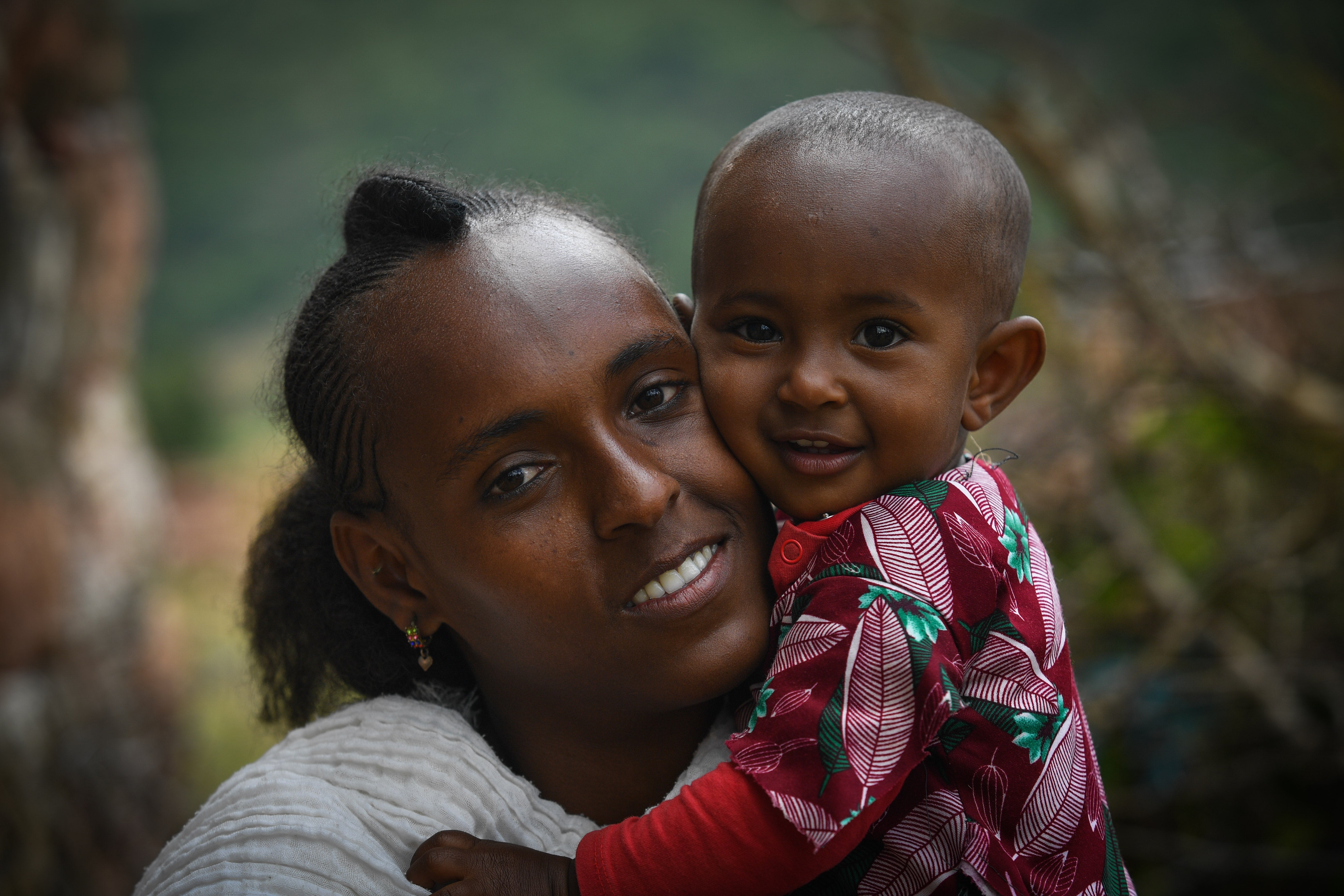 Recipients of WFP nutrition support in Ethiopia include 22-year-old Segen and her 14-month-old daughter Kisauet, from Tigray