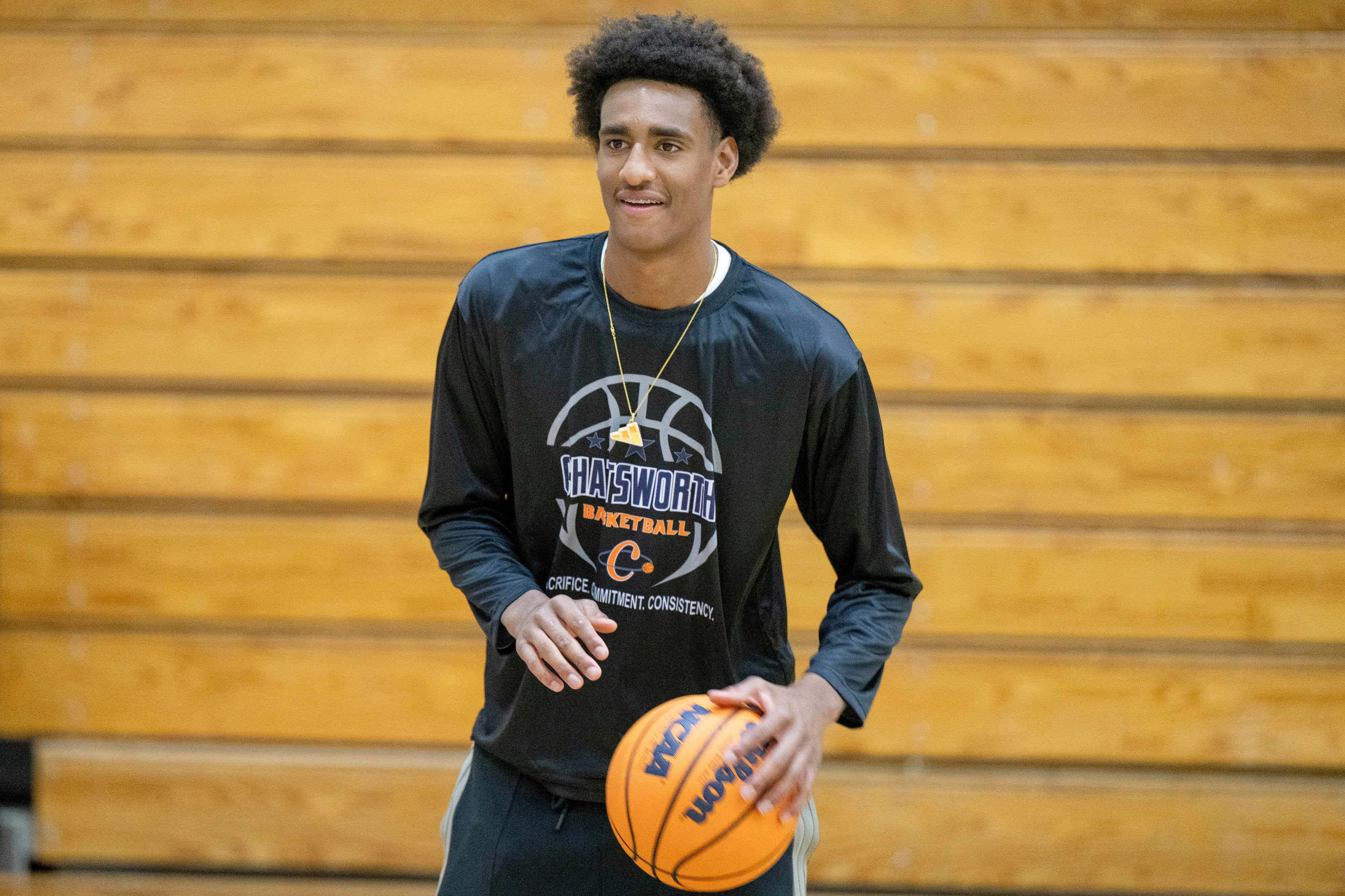 USC basketball recruit Alijah Arenas has no major injuries after vehicle crash in Los Angeles