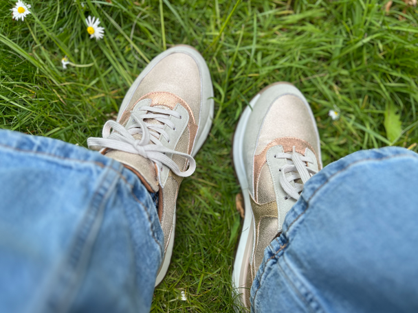 Esska Cinda vegan metallic 