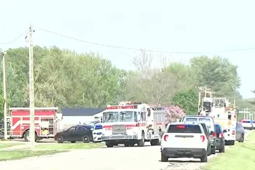 Four dead, six injured after car crashes through Illinois daycare