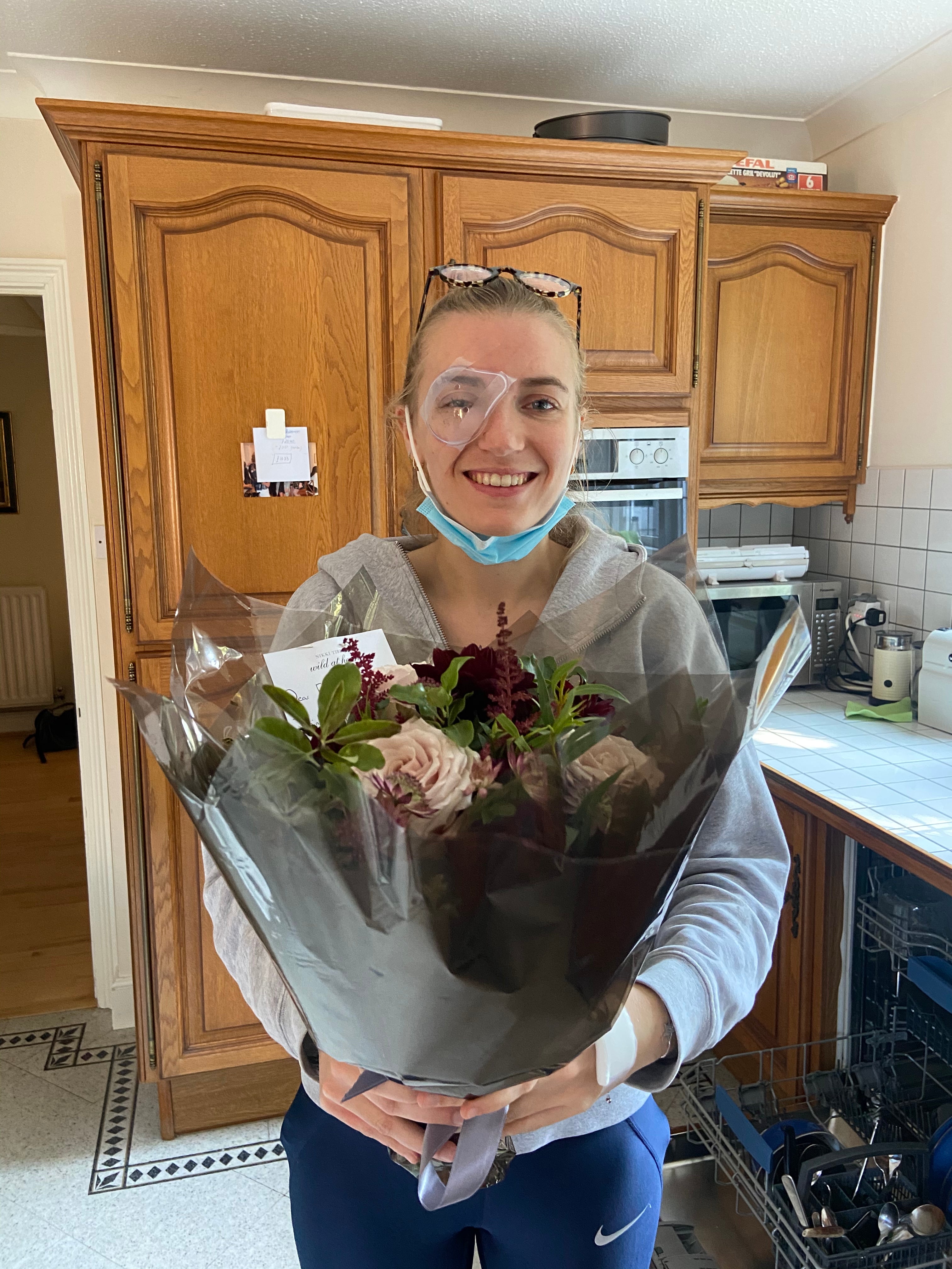 Bride facing eye removal has sight saved in time for wedding