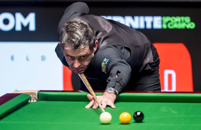 <p>Ronnie O’Sullivan leads 6-2 after the opening session</p>