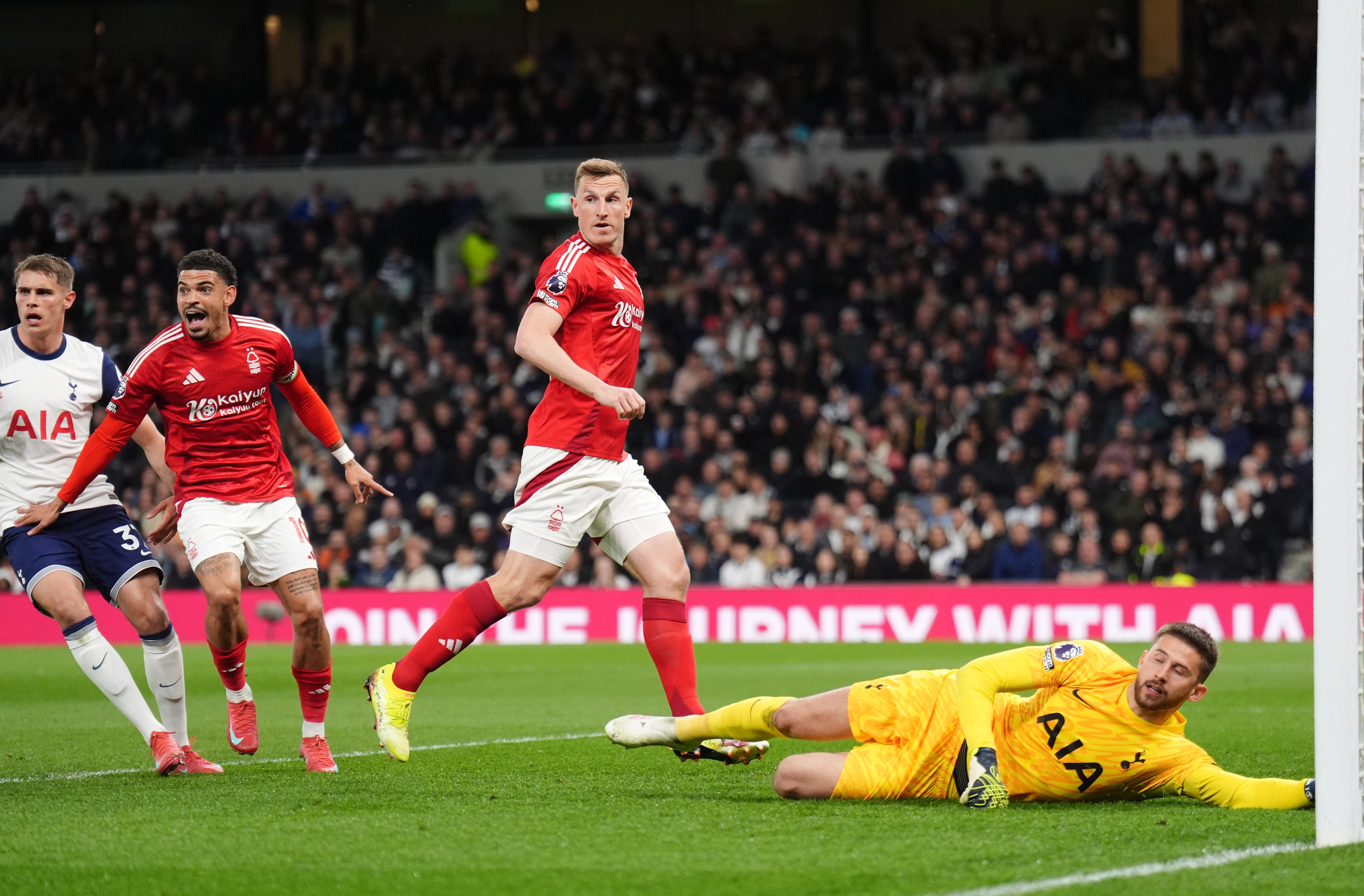 Can Chris Wood lead Forest to victory?