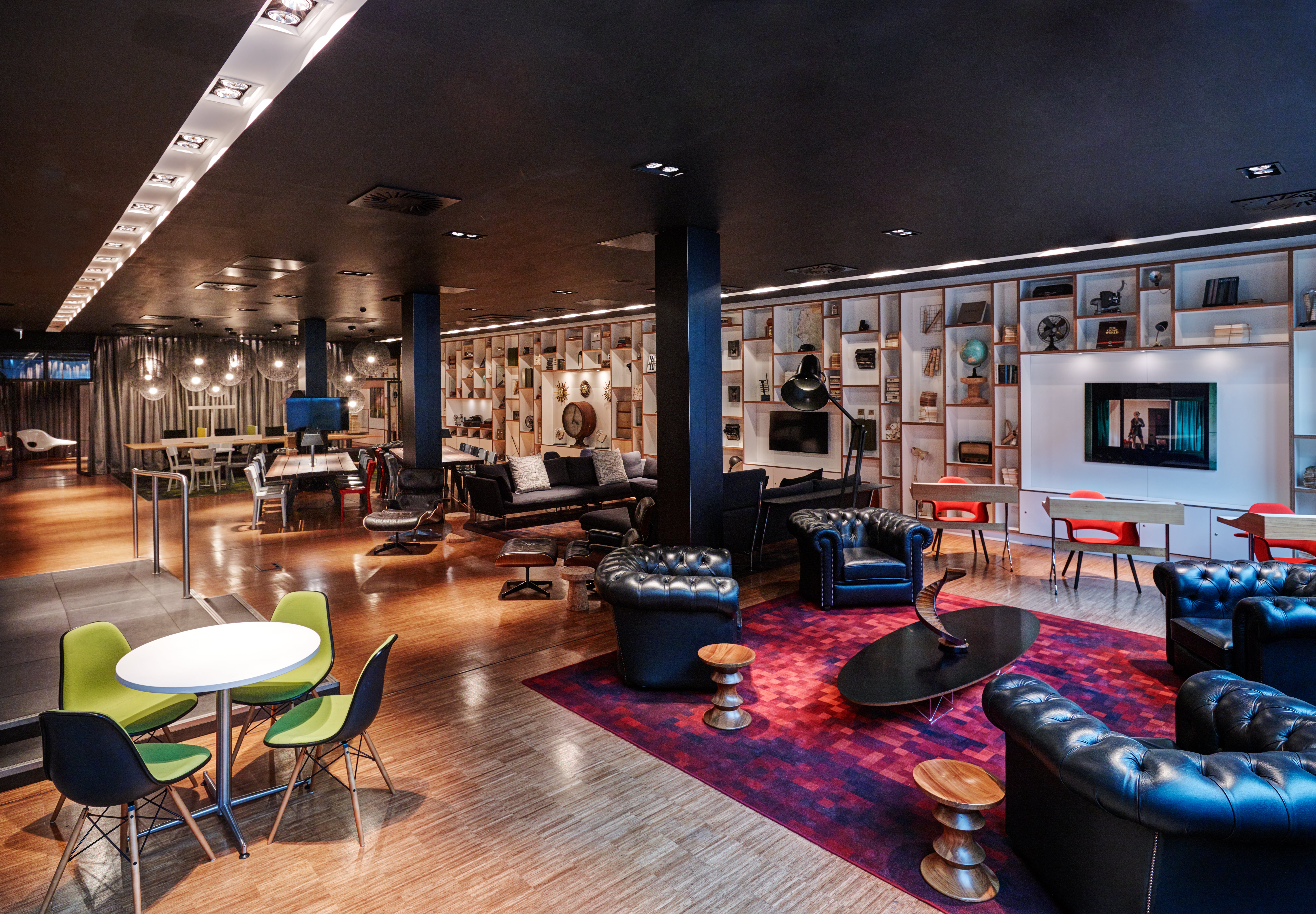 citizenM Glasgow is located 400 metres from the Royal Concert Hall