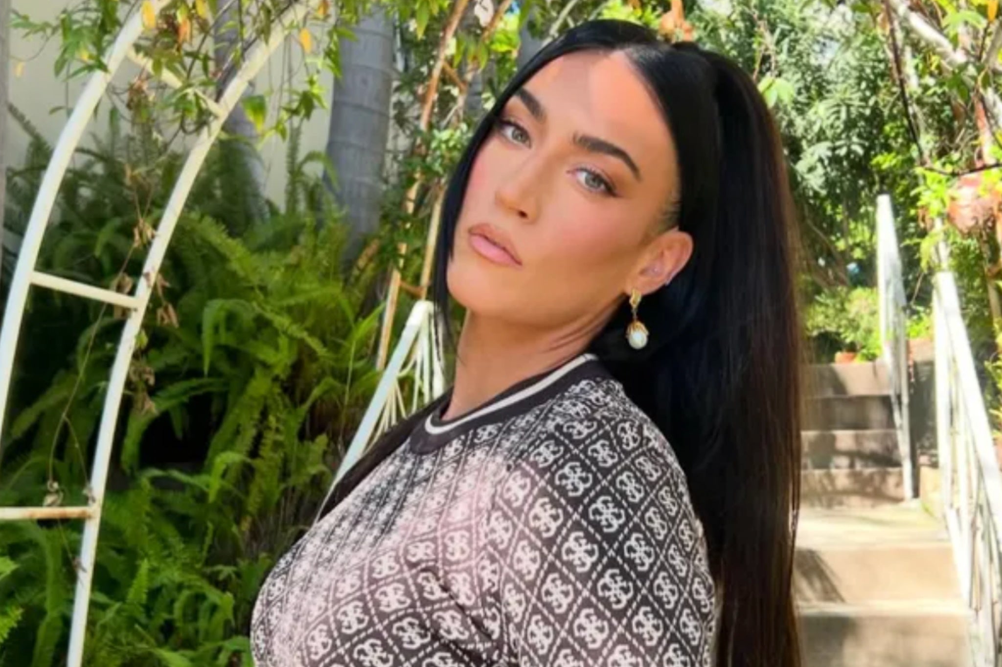 Celebrity hairstylist Jenn Lagron has been severely injured in an accident