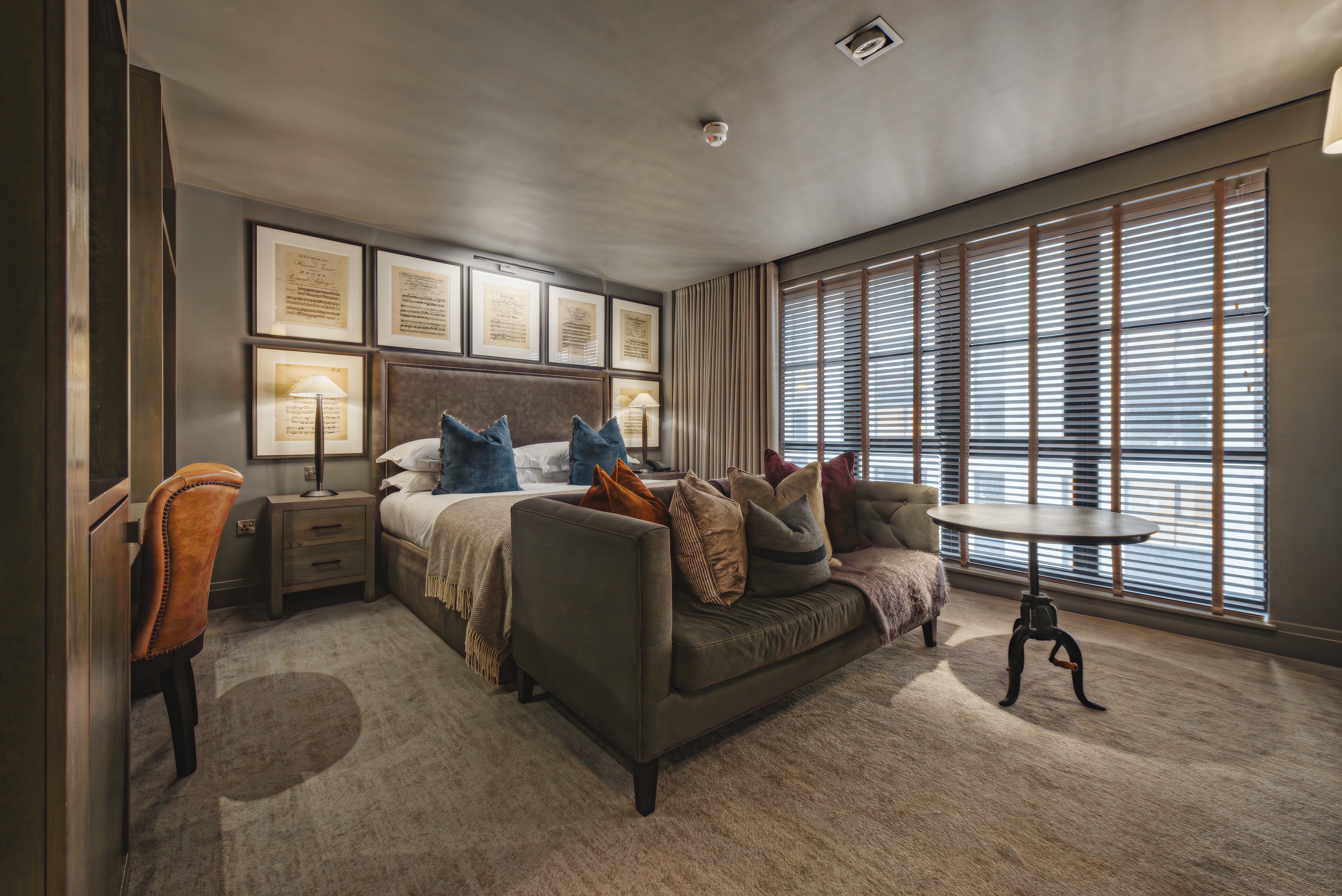 Dakota is the location to head for top amenities such as Sky TV and complimentary gym access