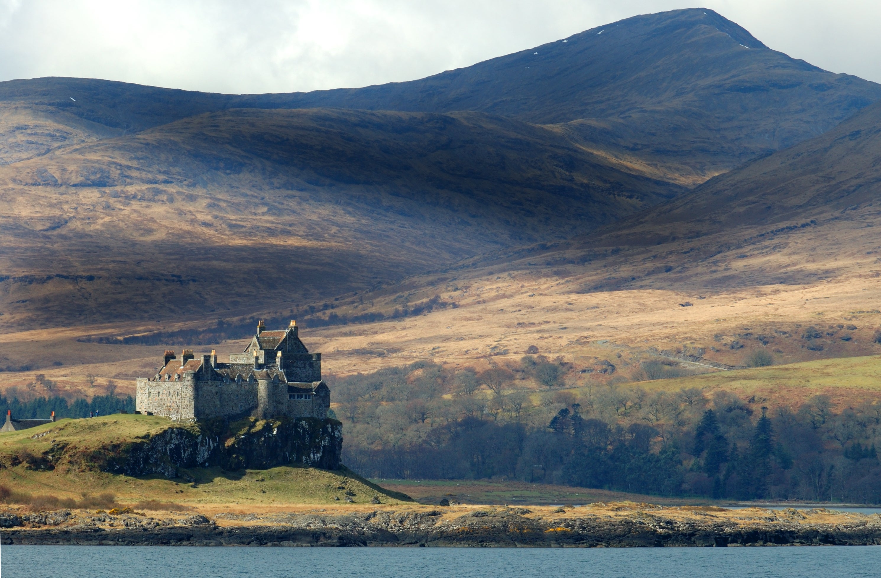 Duart Castle sits on a high crag beside the Sound of Mull