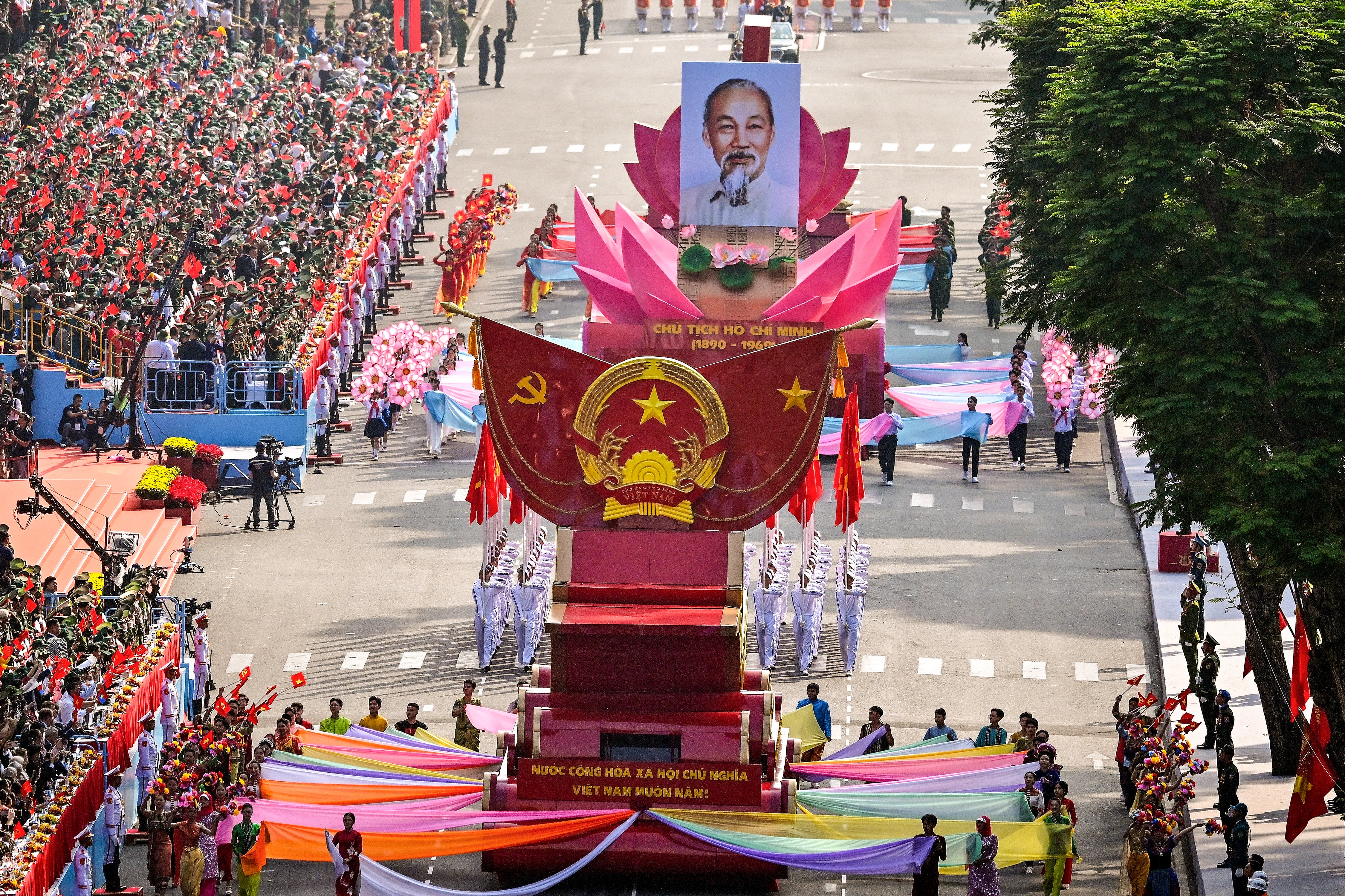 Soldiers march during a parade marking the 50th anniversary of the fall of Saigon and the end of the Vietnam War in Ho Chi Minh City on April 30, 2025