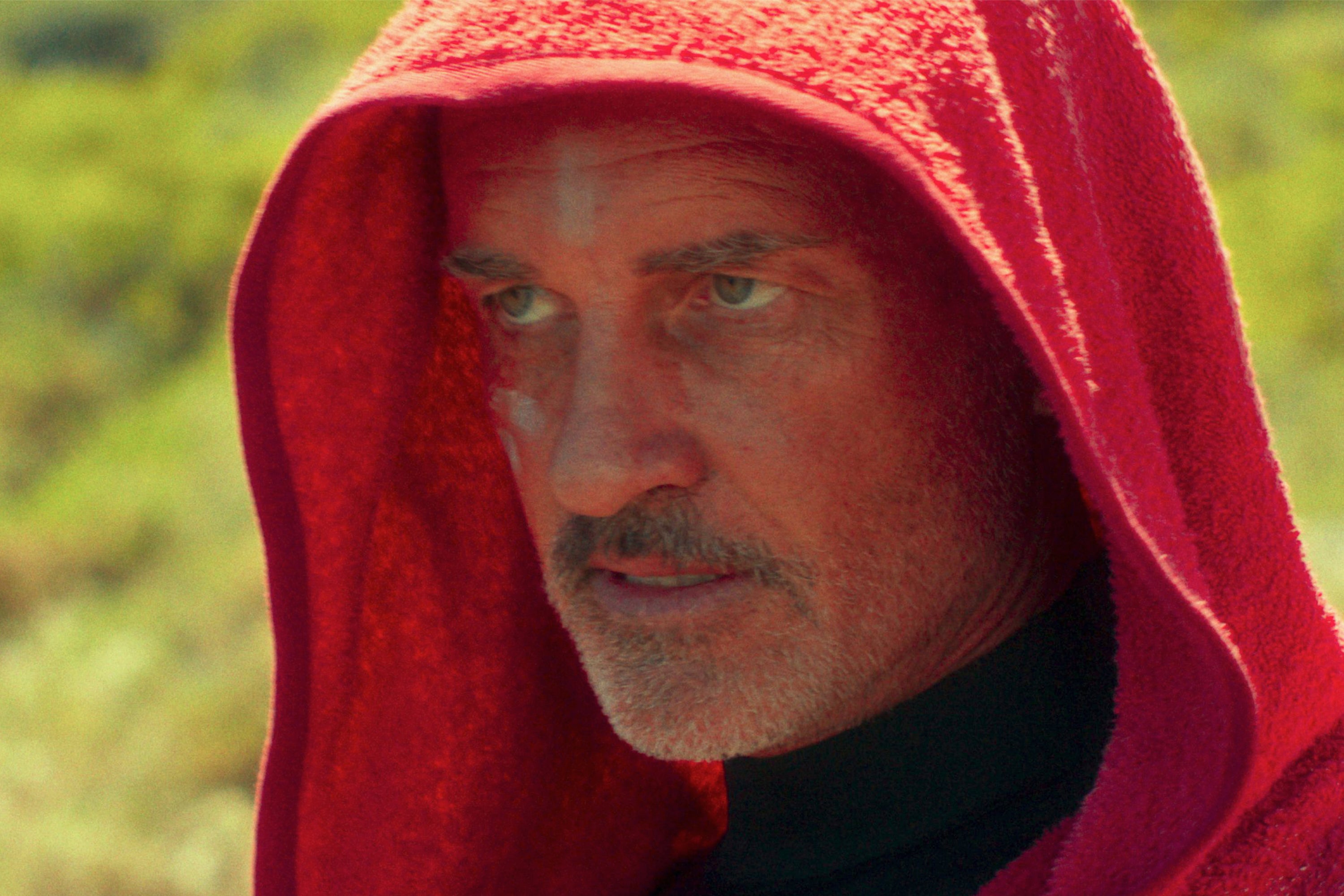 Film Review - The Surfer