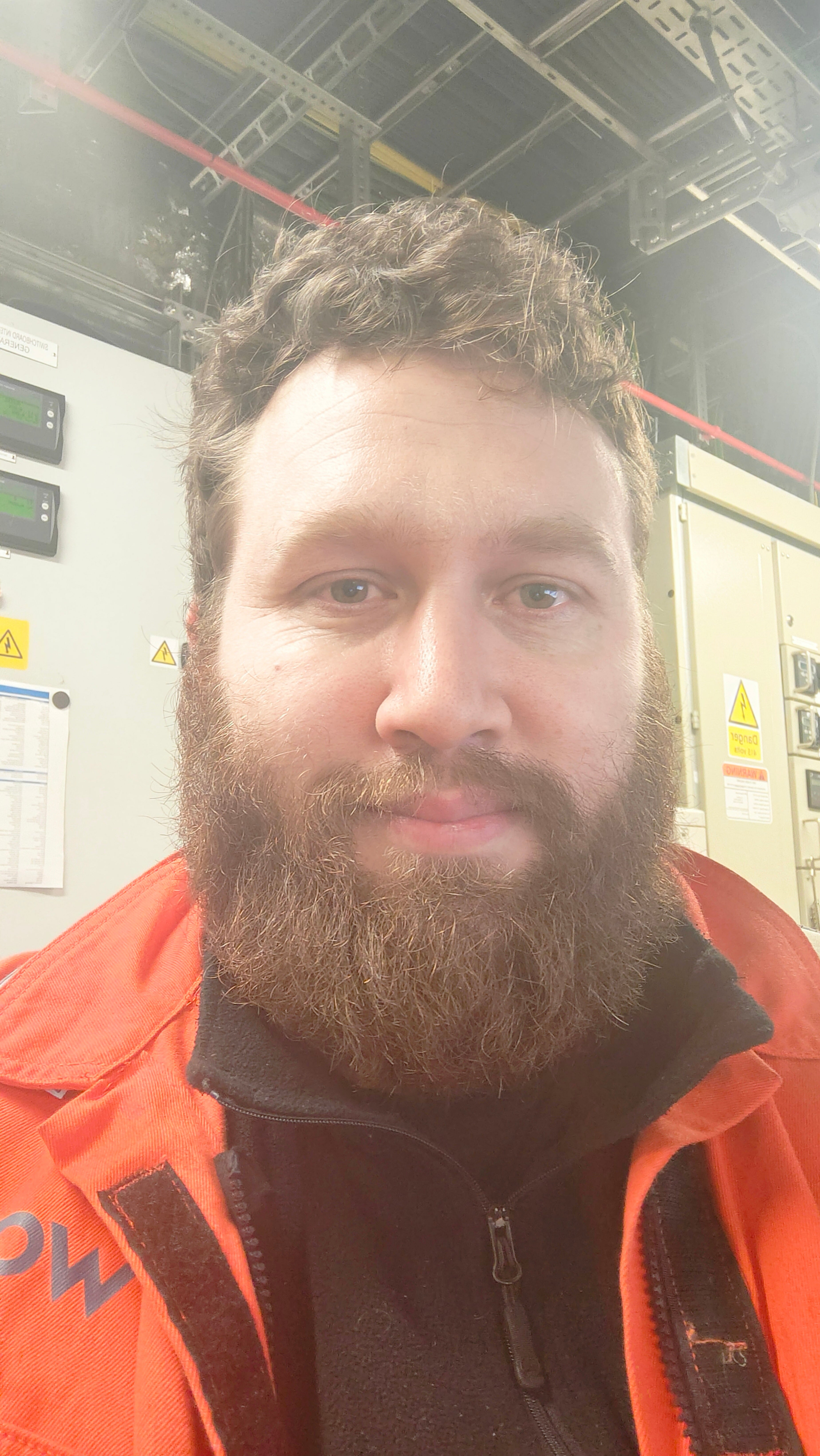 Dan Shilling, 39, an offshore electrical technician who lives in Norfolk, said he has always been "overweight", but during the Covid-19 pandemic he reached his heaviest of 26st 1lbs (166kg).