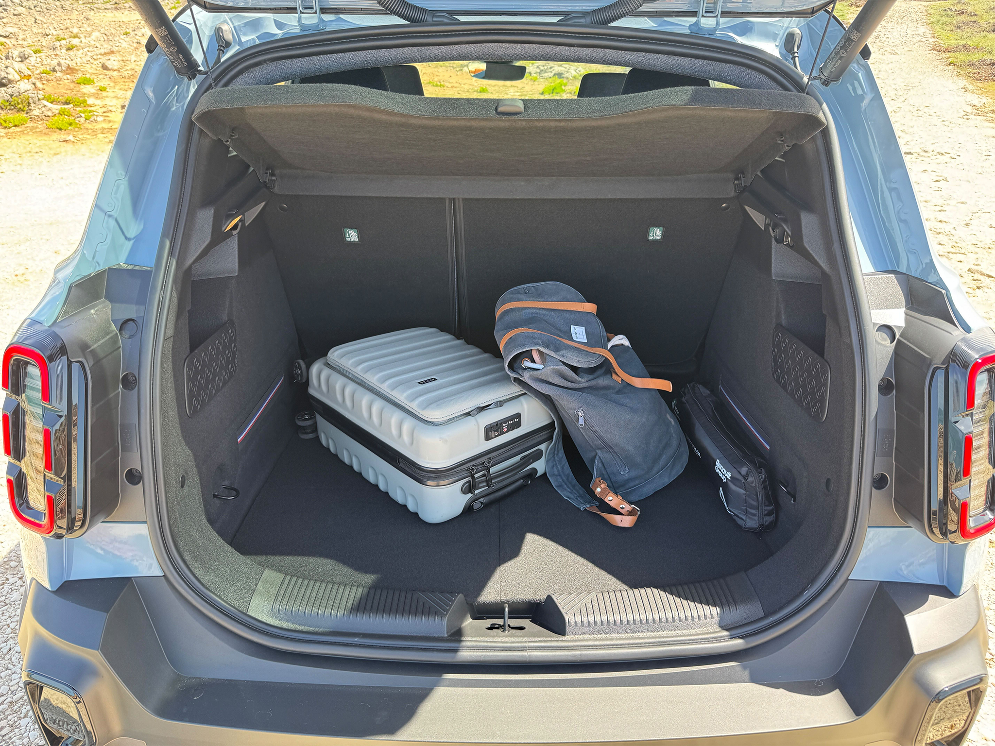 You get 1,405 litres of space with the rear seats folded, but UK drivers miss out on the folding front passenger seat