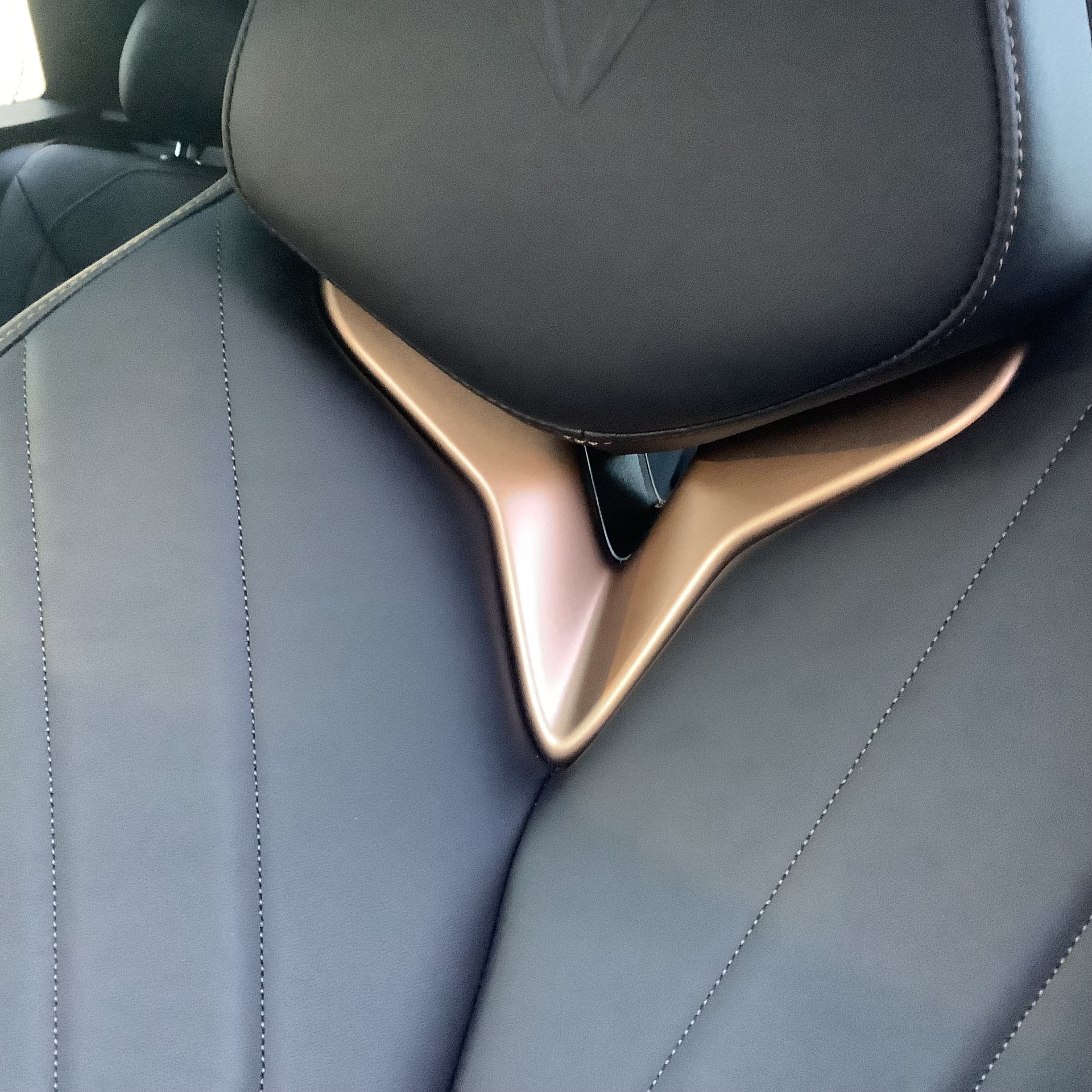 A copper inlay on the soft bucket seats