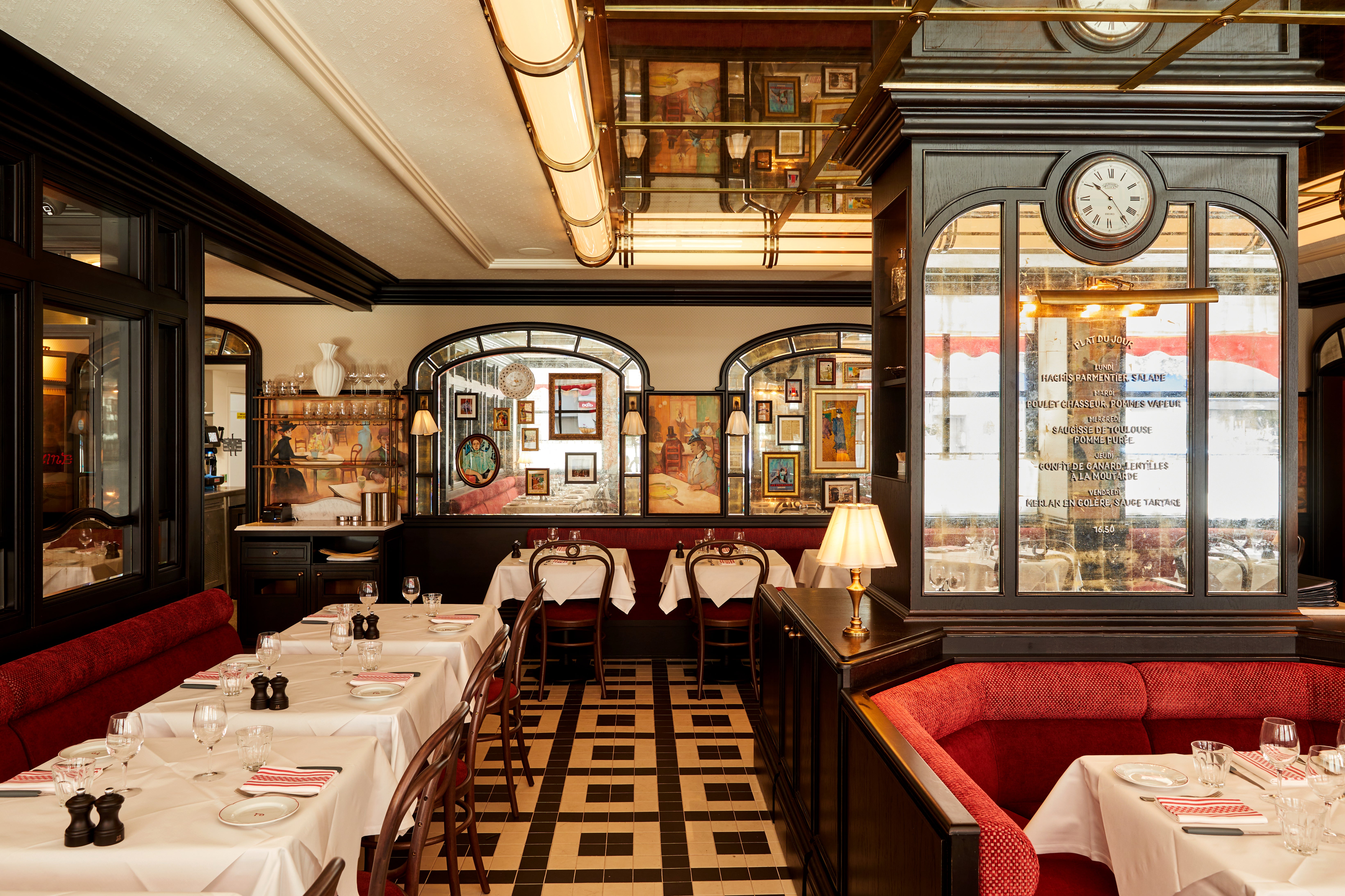 White tablecloths, waistcoated waiters and walls that whisper ‘order the soufflé’