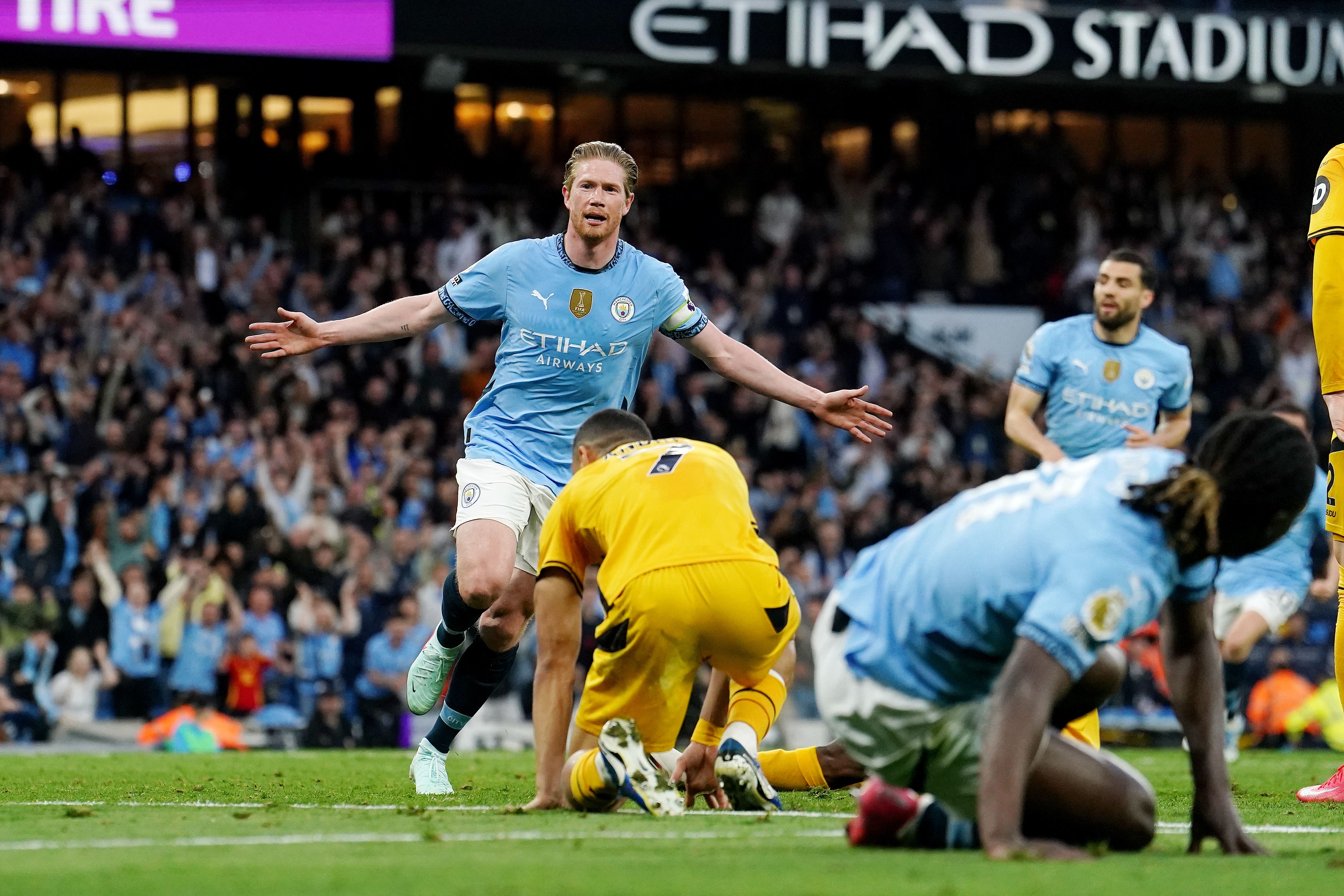 Kevin De Bruyne goal edges Man City closer to Champions League qualification