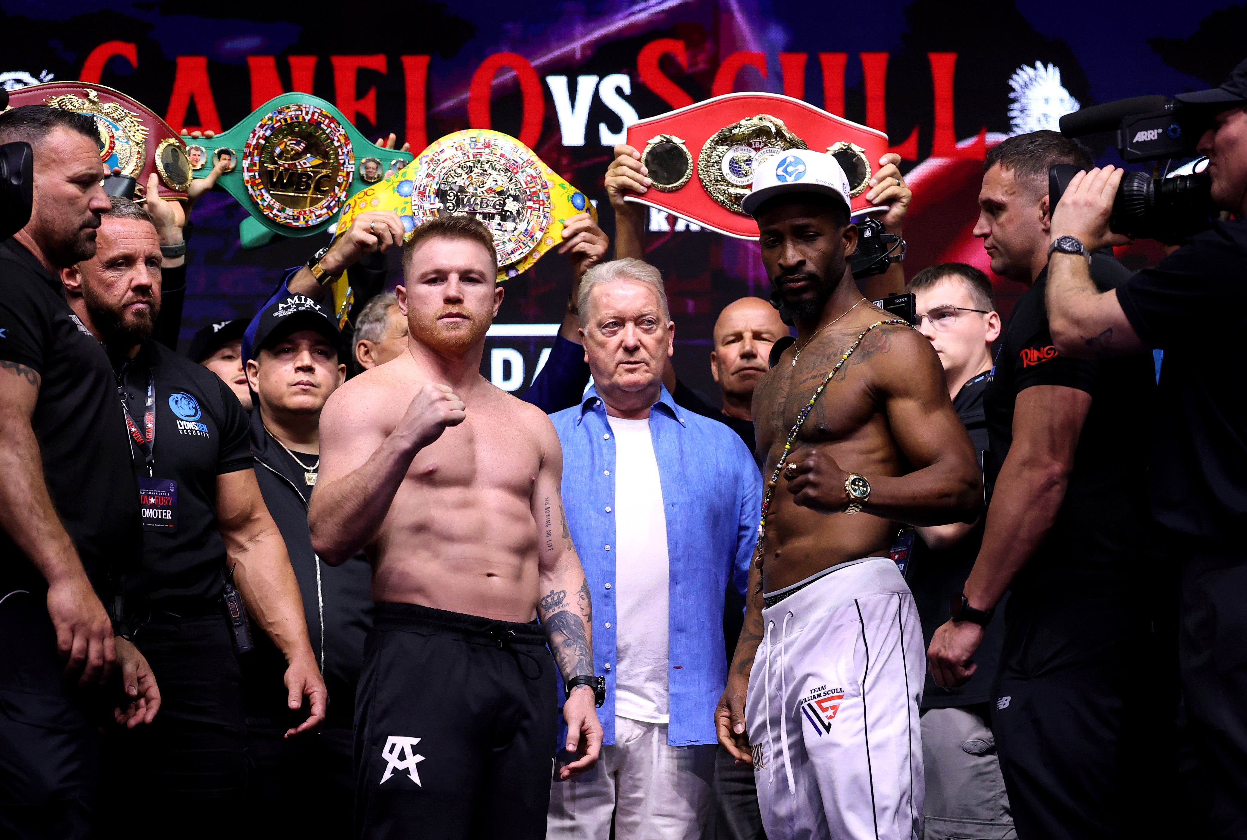 Saul ‘Canelo’ Alvarez (left) and William Scull