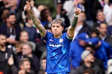 Chelsea beat lacklustre Liverpool to boost Champions League hopes