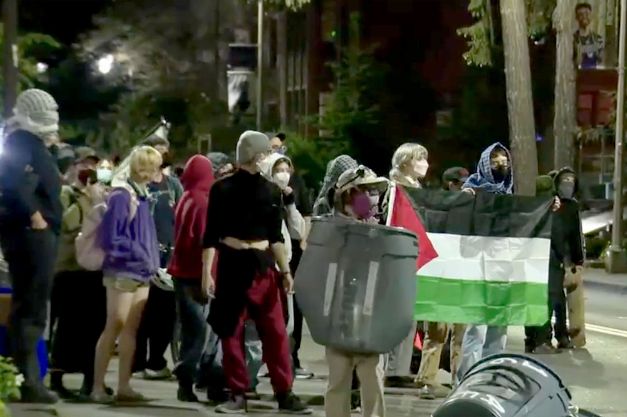 Protesters at the University Washington demonstration occupied the Interdisciplinary Engineering Building for six hours
