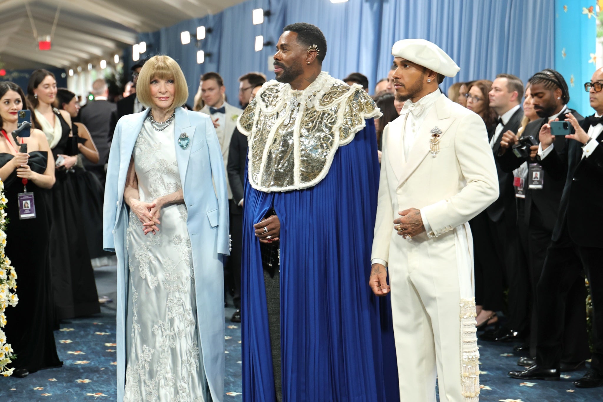 Anna Wintour (left) has enforced a strict no-phone policy at the Met Gala for years
