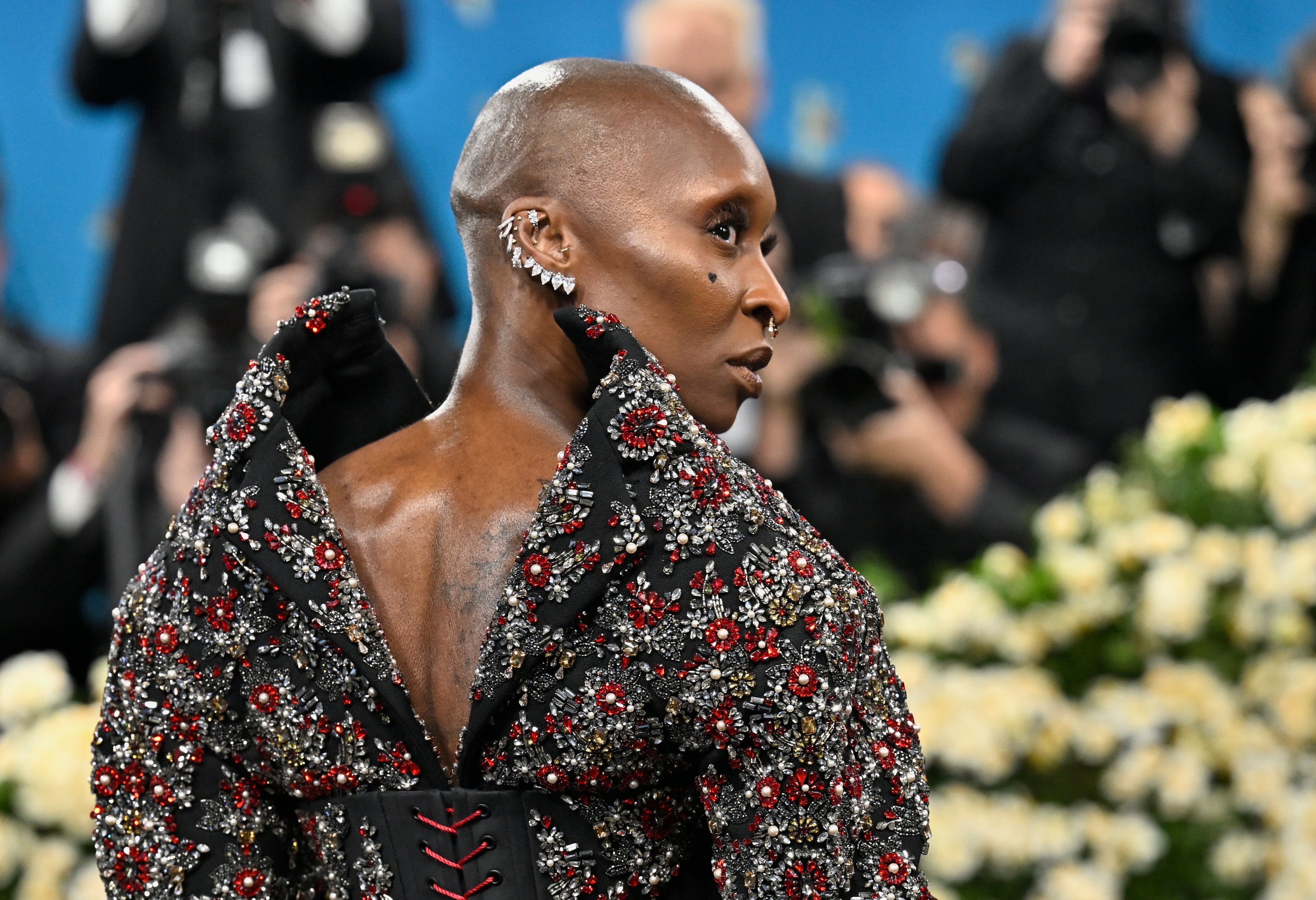 <p>MODA-MET GALA</p>