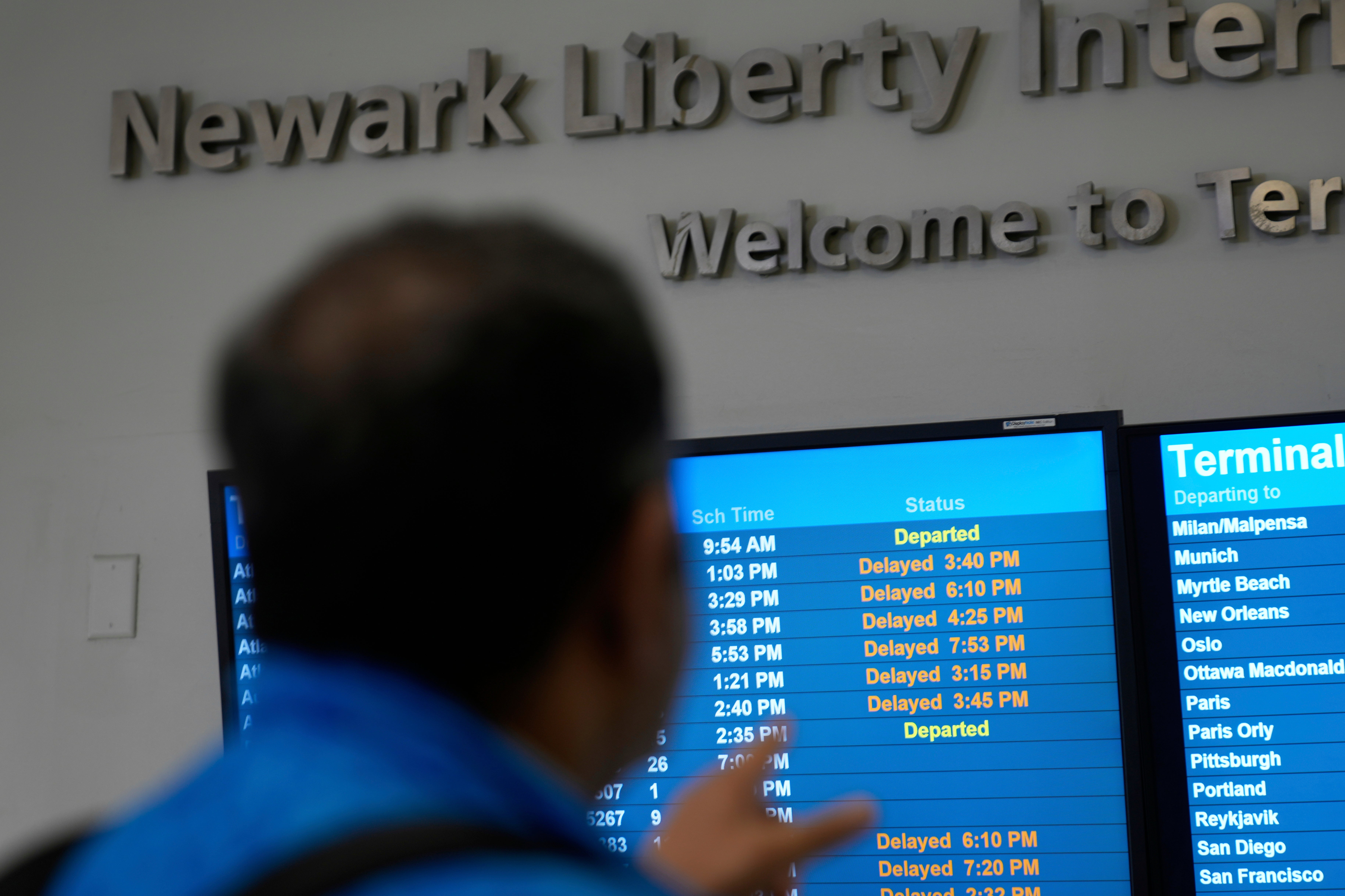Newark Airport Flight Delays
