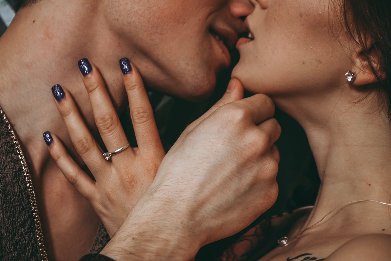 Researchers found only negligible traces of the protein were transferred during kissing