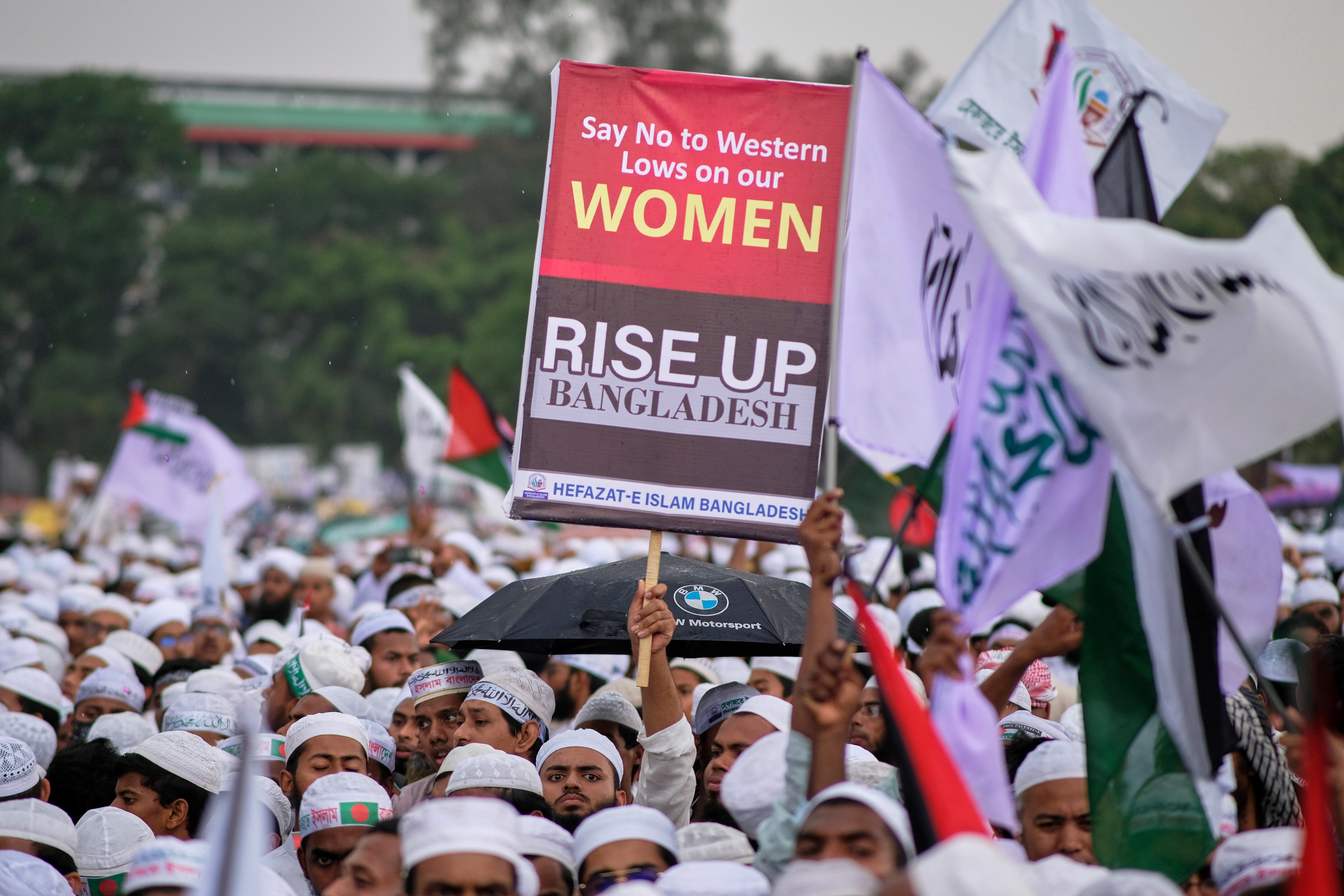 Supporters of Islamist group Hefazat-e-Islam denounce proposed recommendations for equal rights for Muslim women in Dhaka