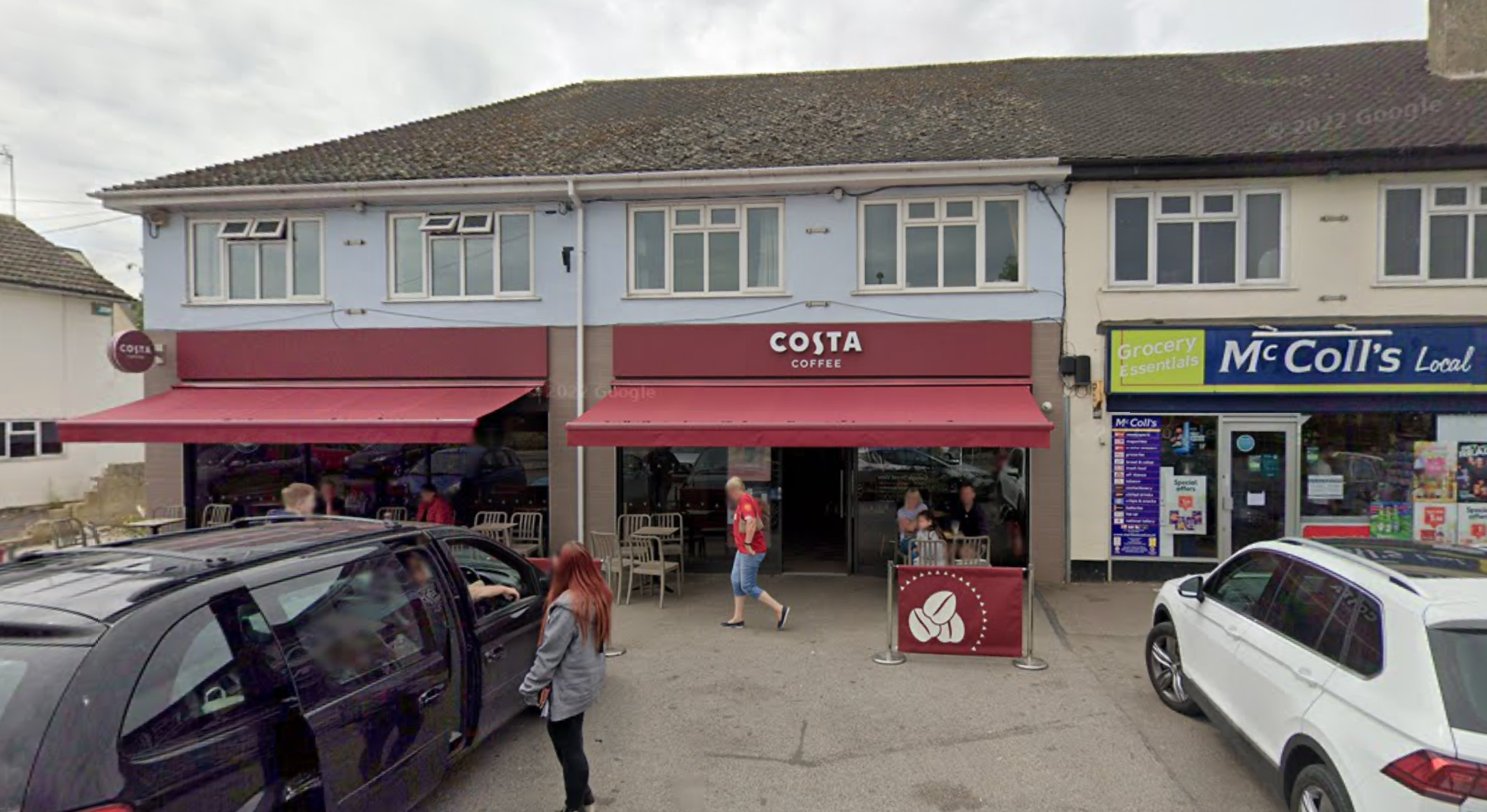 Thames Valley Police have urged the public to avoid the area and the road has been closed