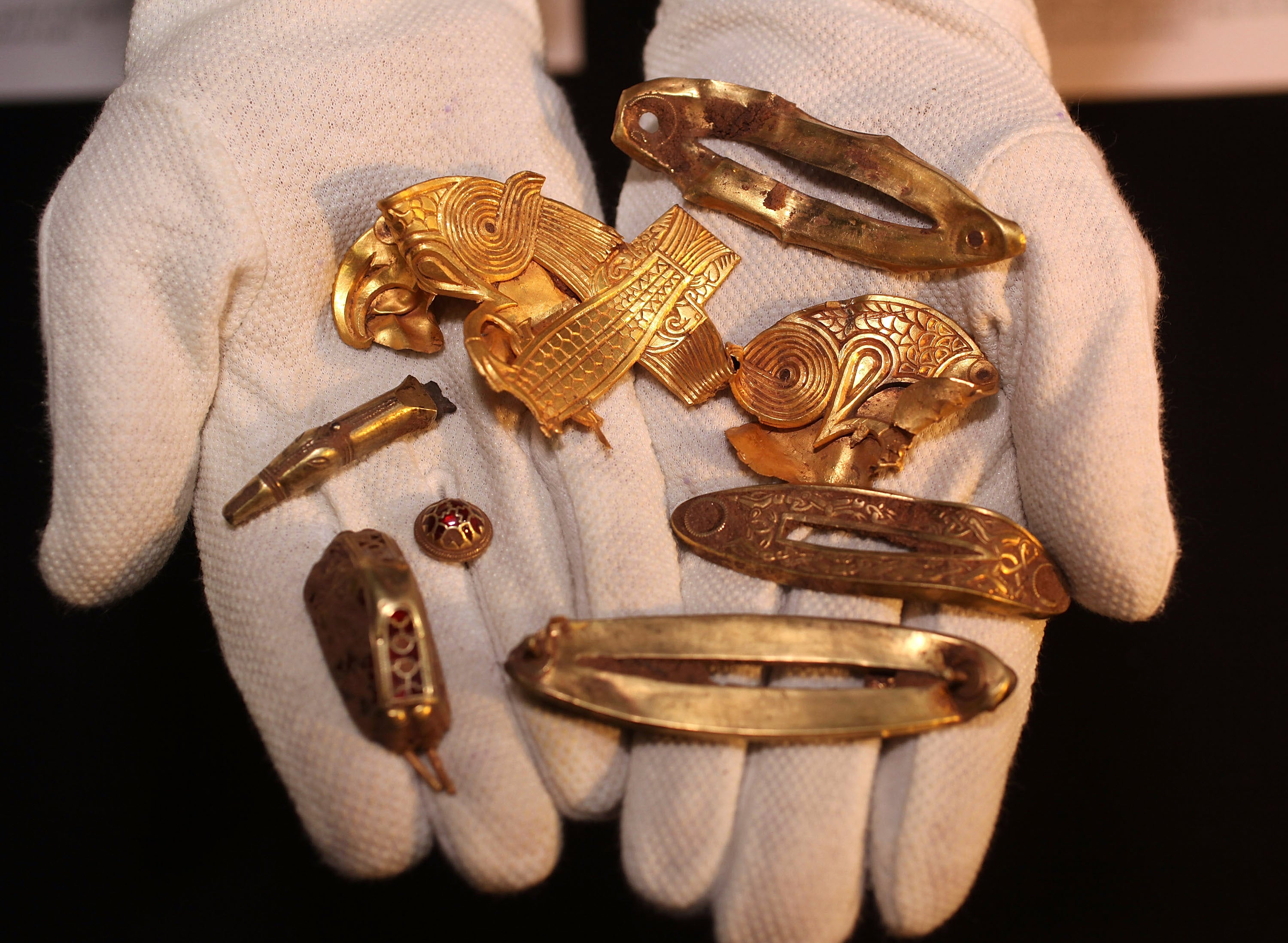 Hoard of Britain’s largest collection of Anglo-Saxon treasure