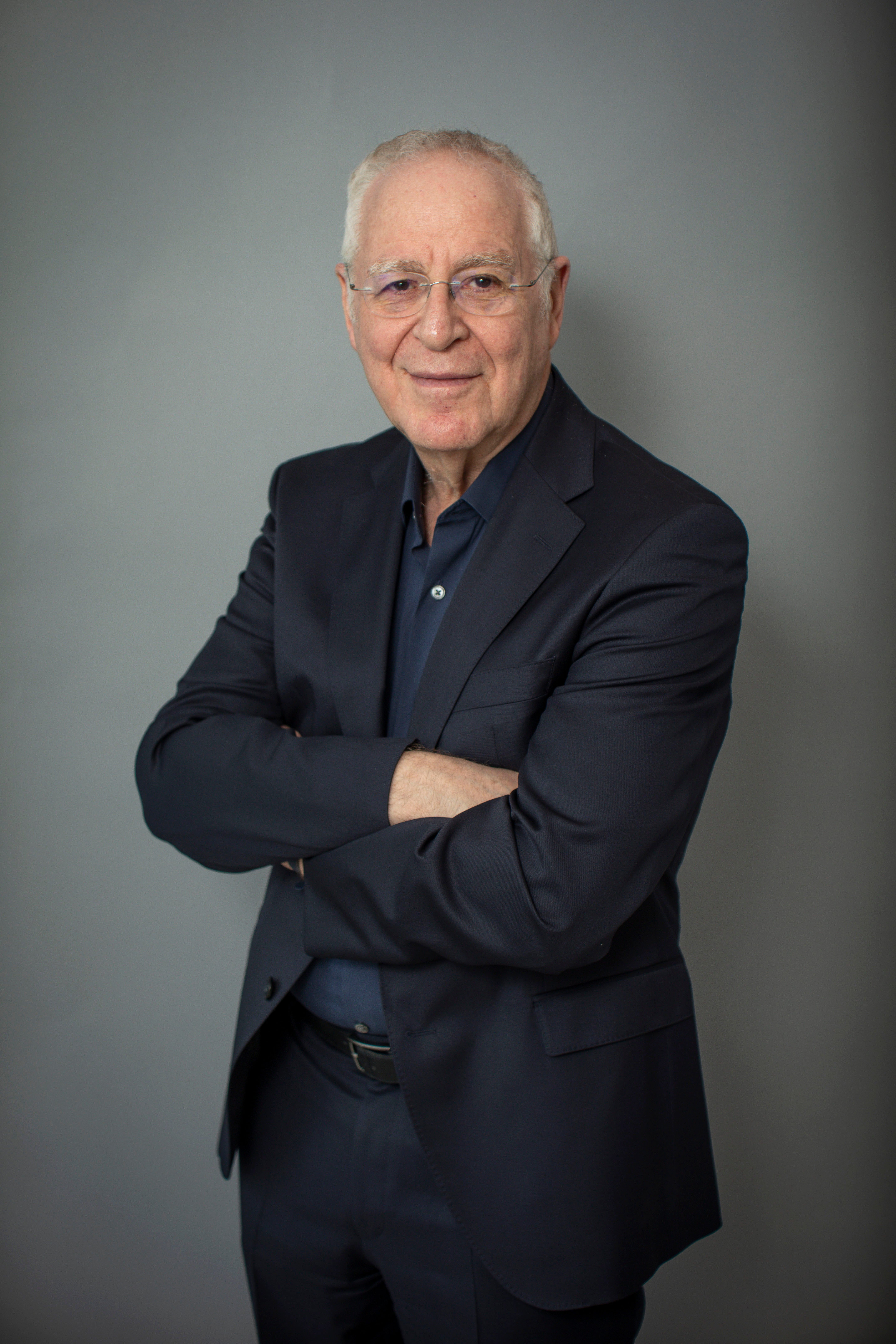 Ron Chernow Portrait Session