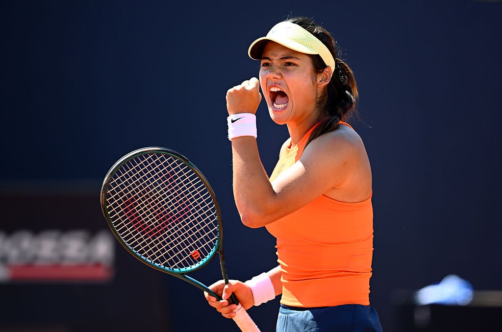 Raducanu prochází až do posledního 16. italského Open