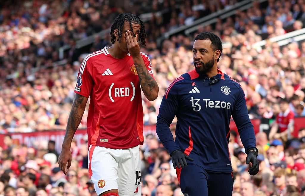 Leny Yoro looked upset as he was substituted with an injury