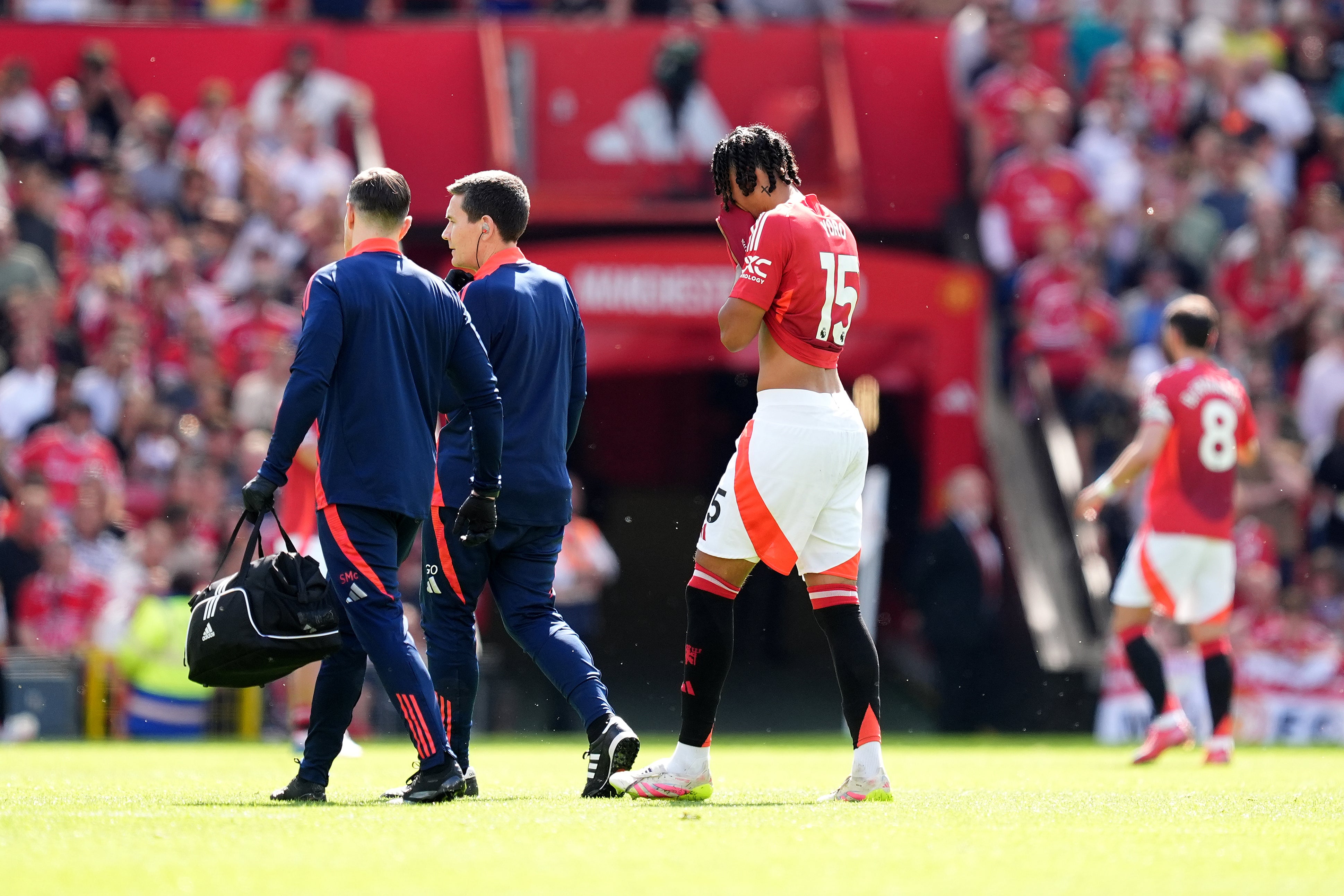 Leny Yoro has given Manchester United a major injury headache