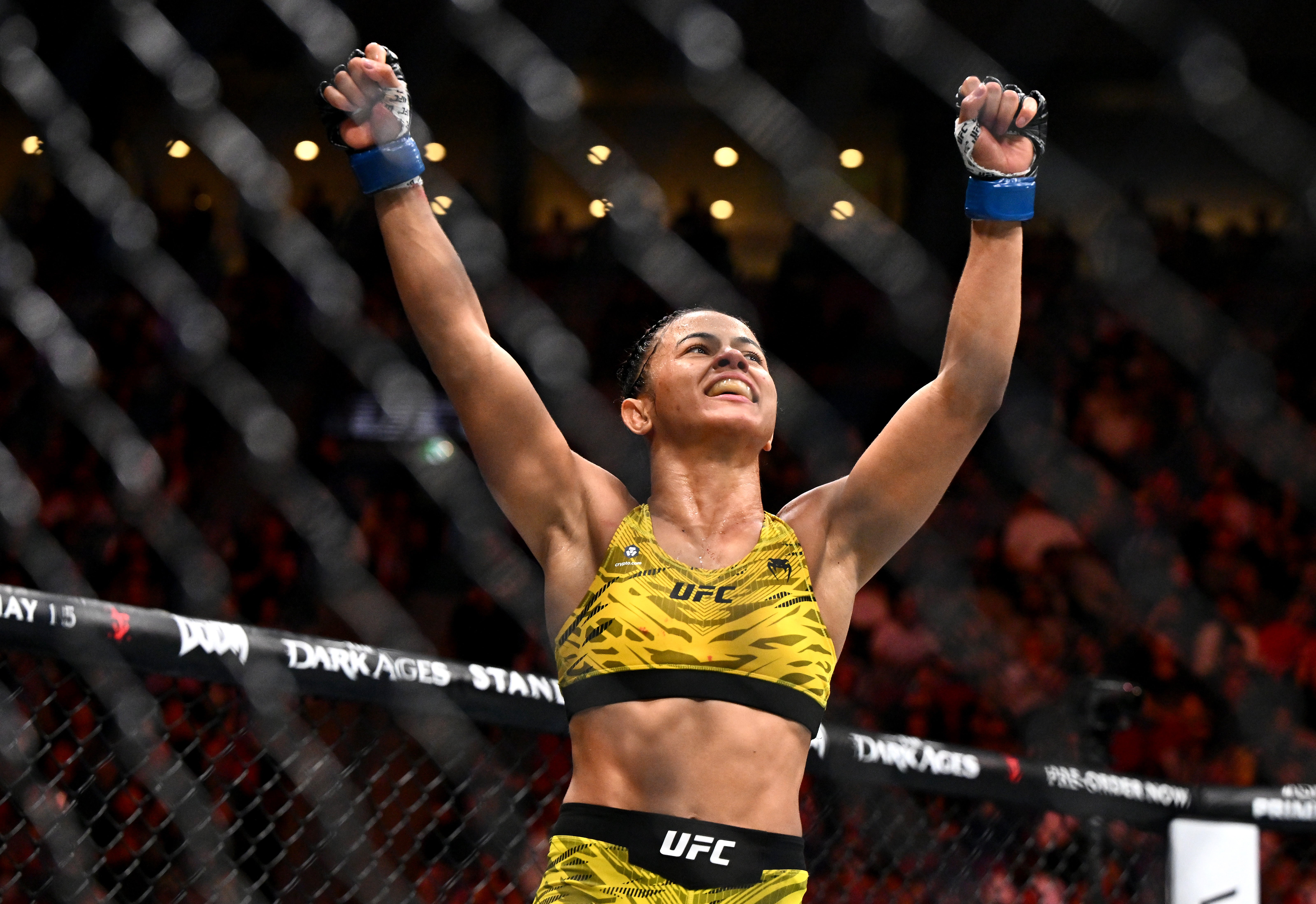 Natalia Silva outpointed former champ Alexa Grasso