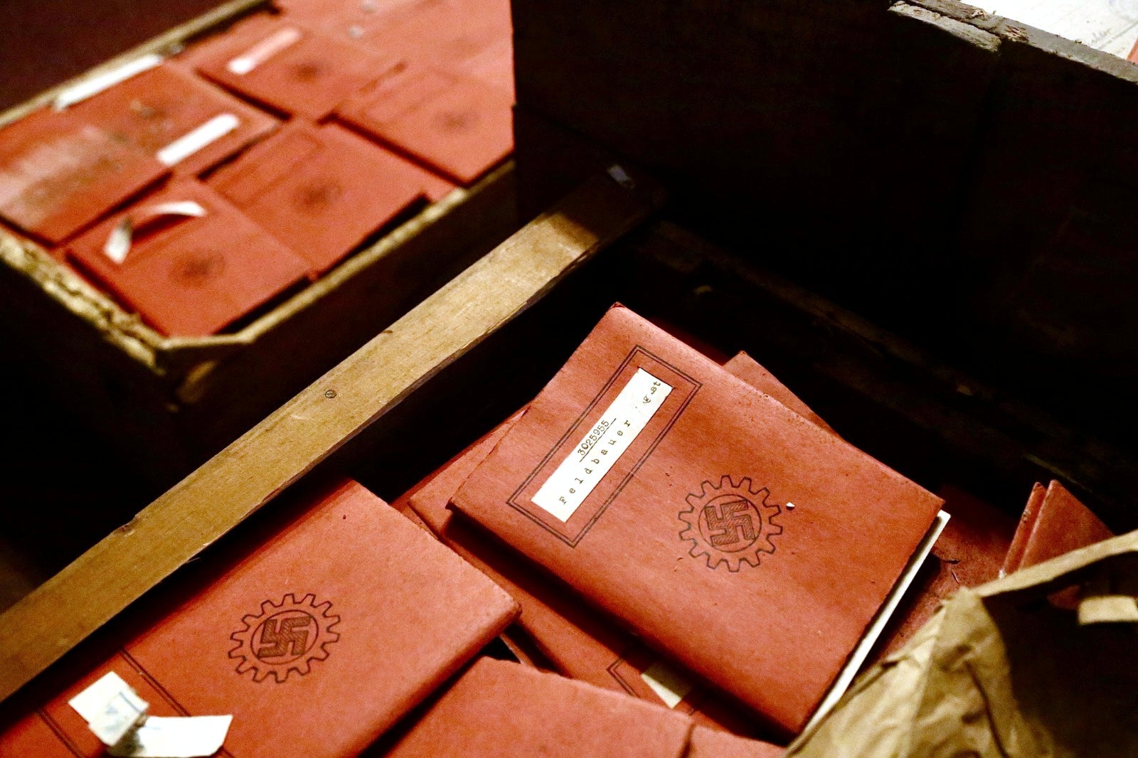 Booklets with swastikas on their covers were discovered in the basement of the Argentina Supreme Court