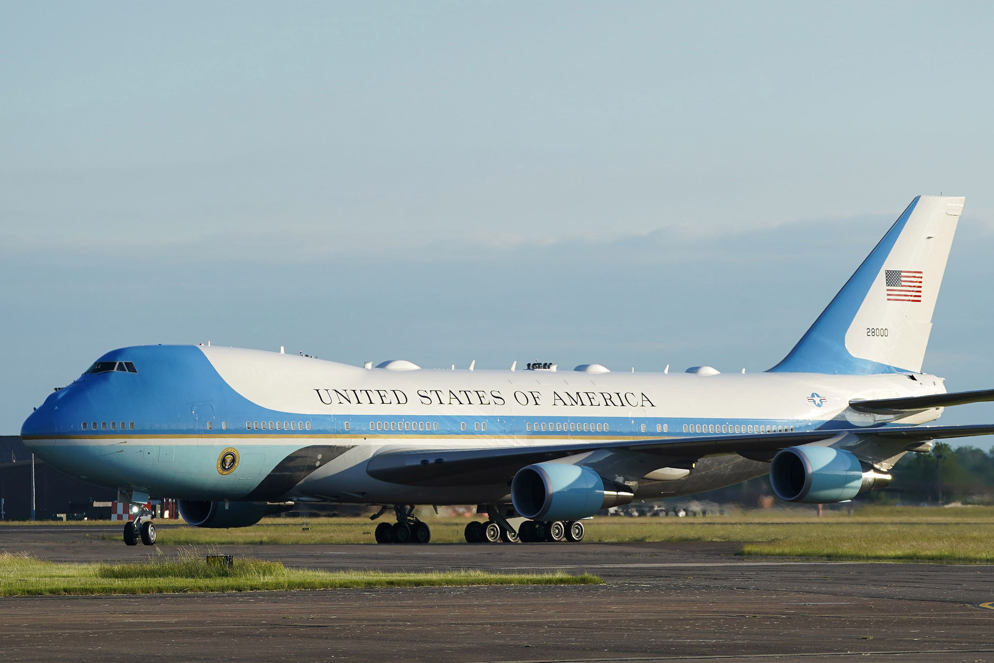Air Force One pictured in Suffolk, England