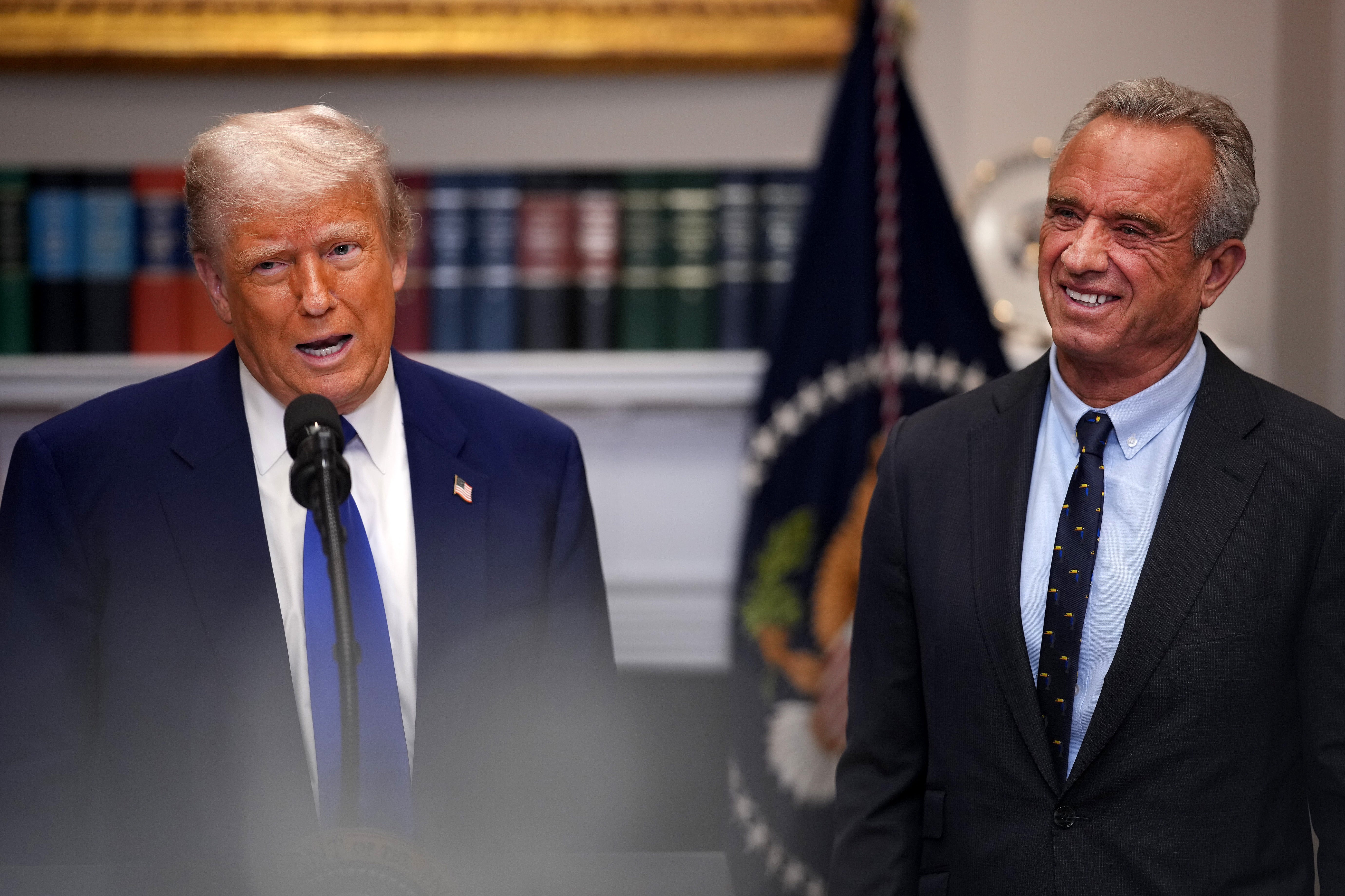 In May, US President Donald Trump and Health Secretary Robert F. Kennedy Jr. signed an order demanding price cuts in the pharmaceutical industry - and an end to “freeriding” from Europe .