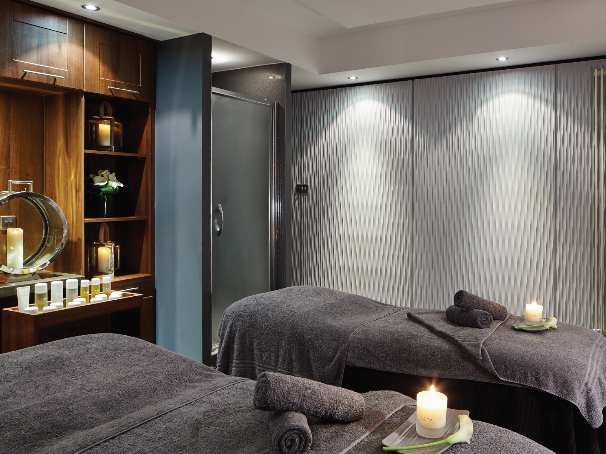 Formby Hall boasts a 20 metre indoor pool, Himalayan salt sauna and a Rasul mud steam room