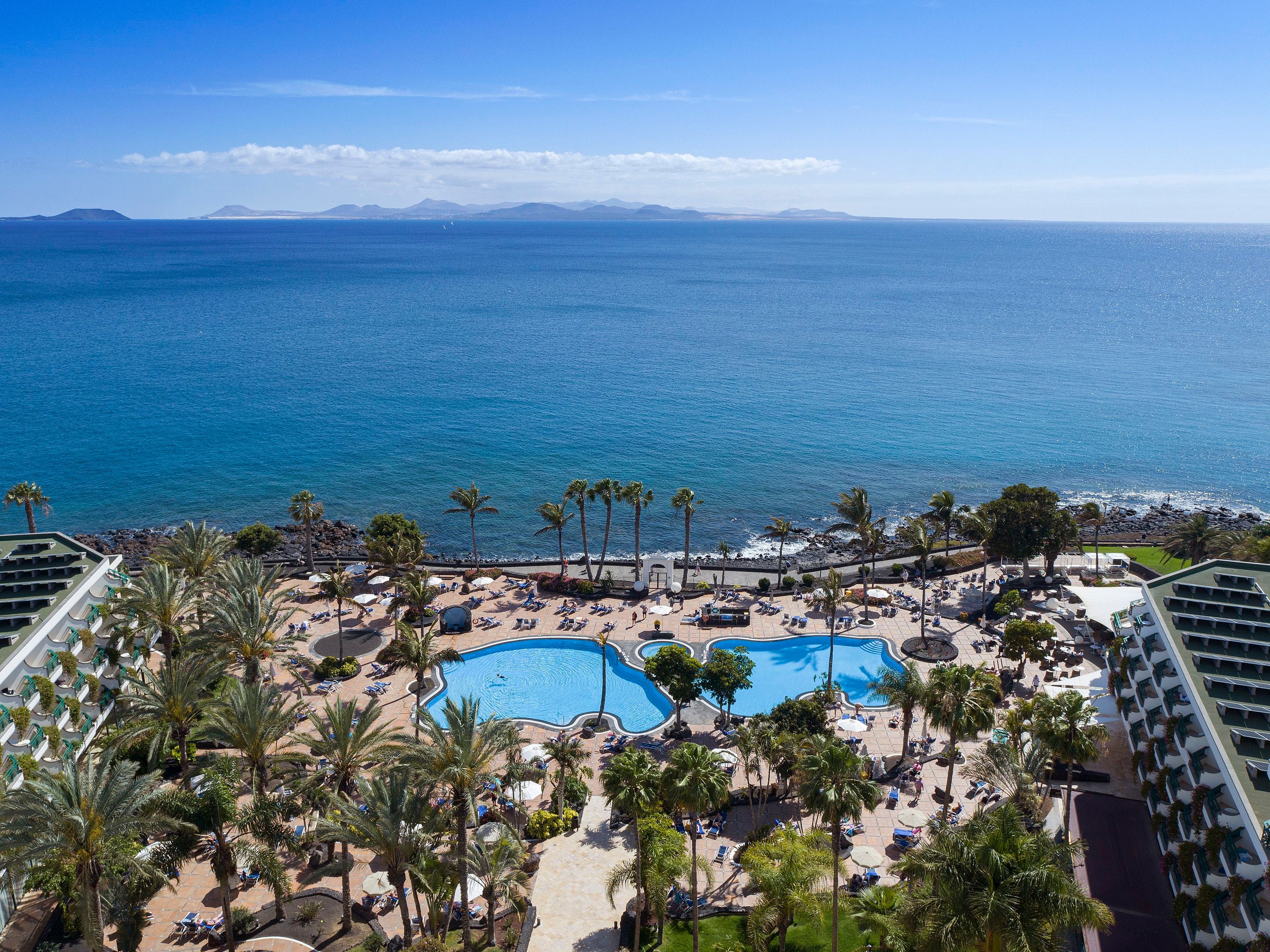 The four-star Hipotels Natura Palace is a great choice for those seeking a child-free break