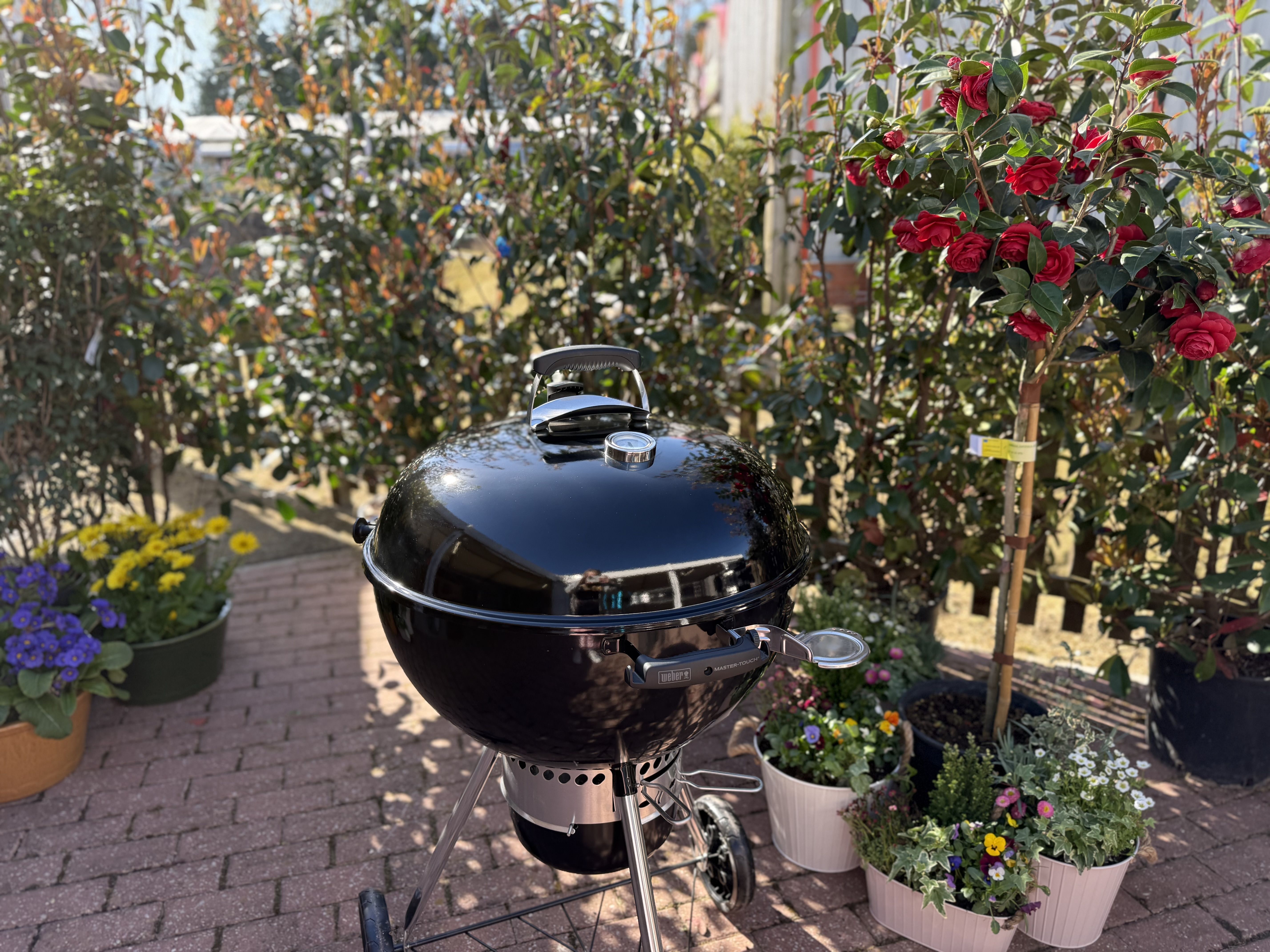 Weber Master Touch E5750 57cm Black Barbecue