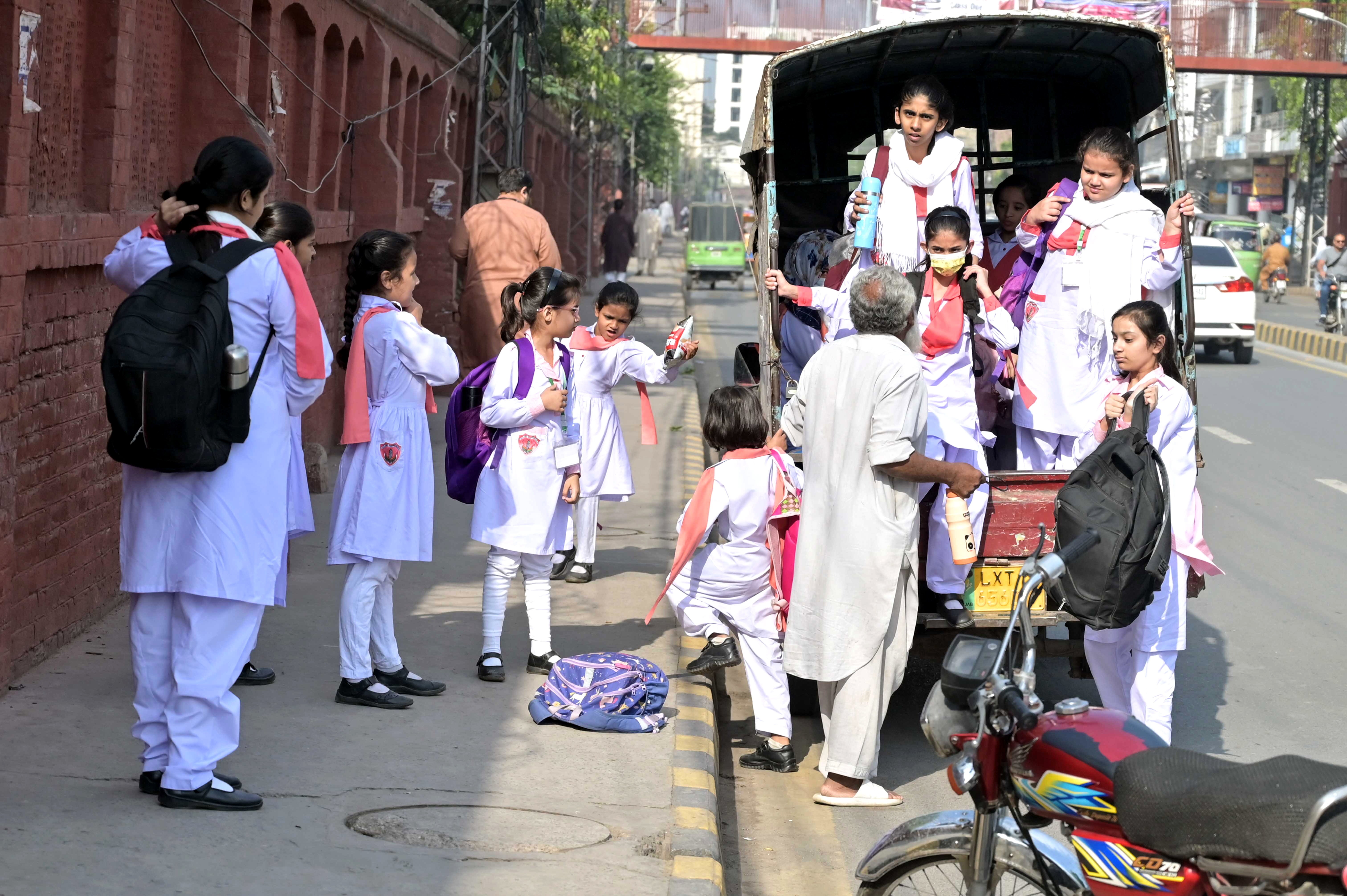 Schools reopen in Lahore following Pakistan-India ceasefire