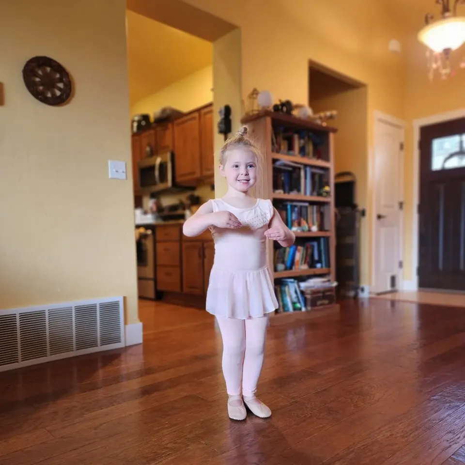Heidi Olson-Hartley was 6 years old while her brother Stellan was just 7 months.