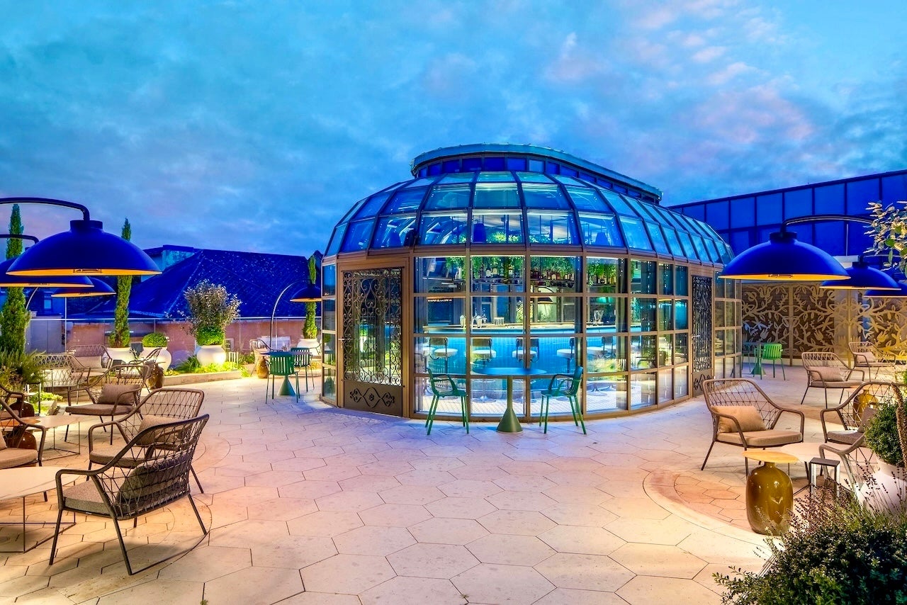 The entire hotel is decorated with botanical or zoological designs