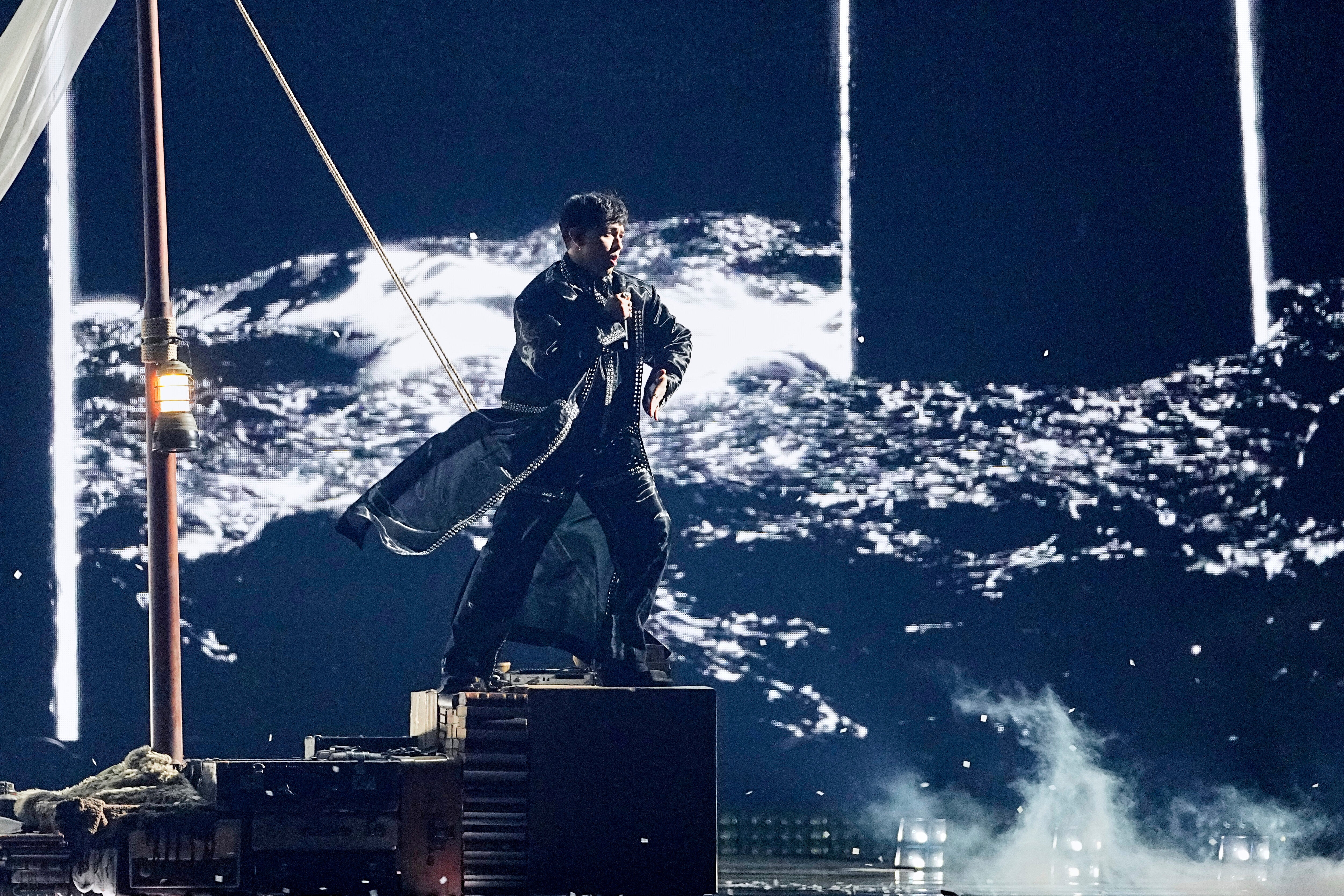 Austria JJ during the energy performance 'lost love'