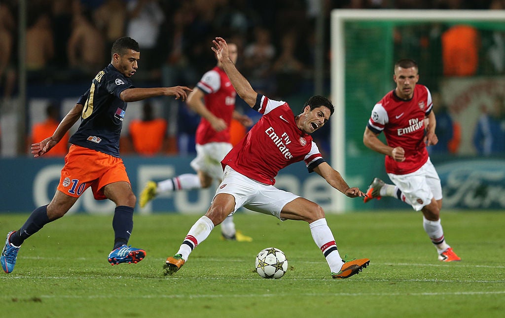 Younes Belhanda (vlevo) vytáhl struny pro vítěze Montpelliera