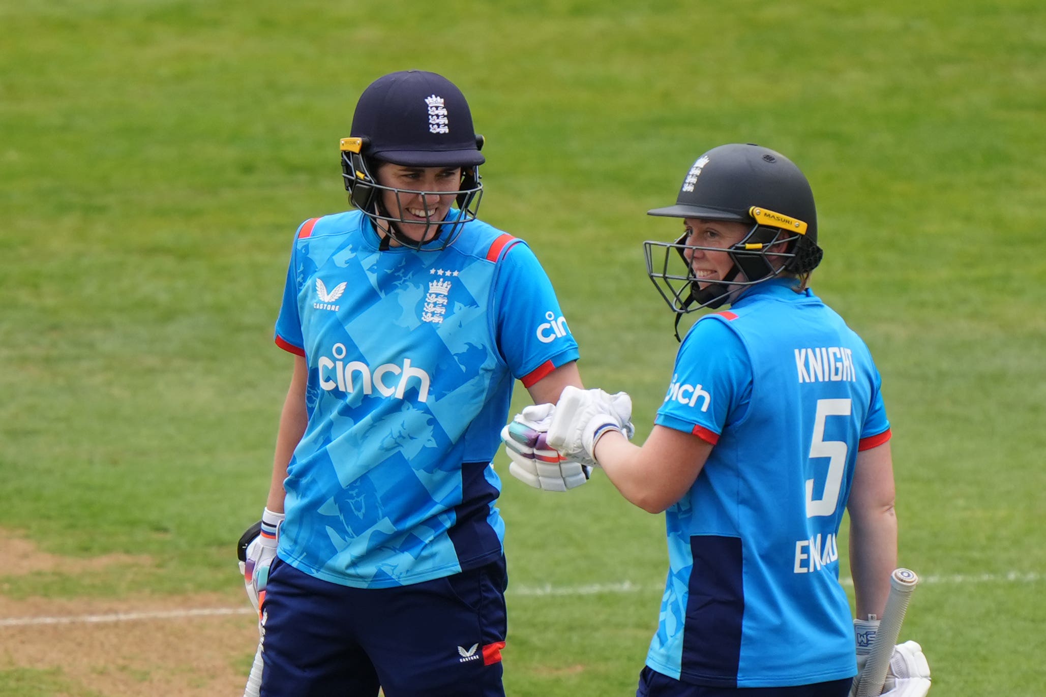 Heather Knight ready to be ‘one of the girls’ under new captain Nat Sciver-Brunt