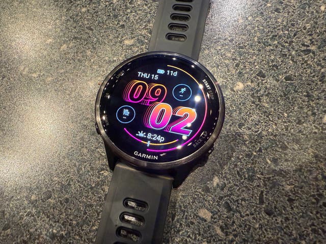<p>Forerunner 570</p>